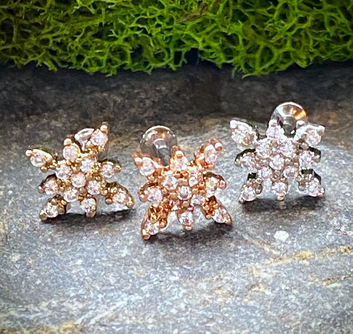 1pc CZ Gem Starburst 16g Internally Threaded 1/4" or 5/16" Steel Labret Monroe