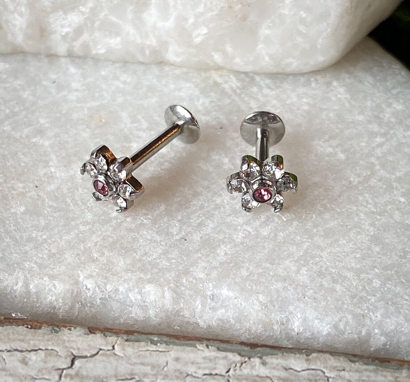 1pc Six Gem Flower 16g Internally Threaded 1/4" or 5/16" Steel Labret Monroe (Color: Pink)