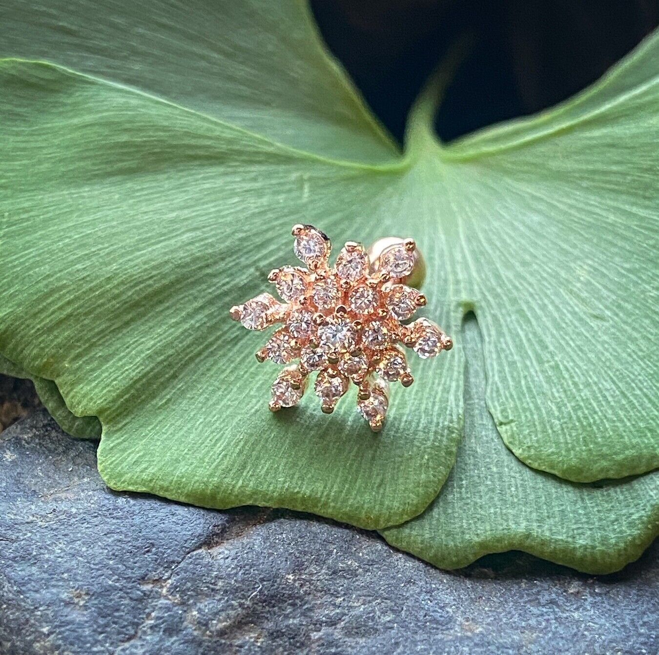 1pc Gem Paved Snowflake Surgical Steel Tragus Cartilage Barbell Ring 16g 1/4" (Color: Rose Gold)