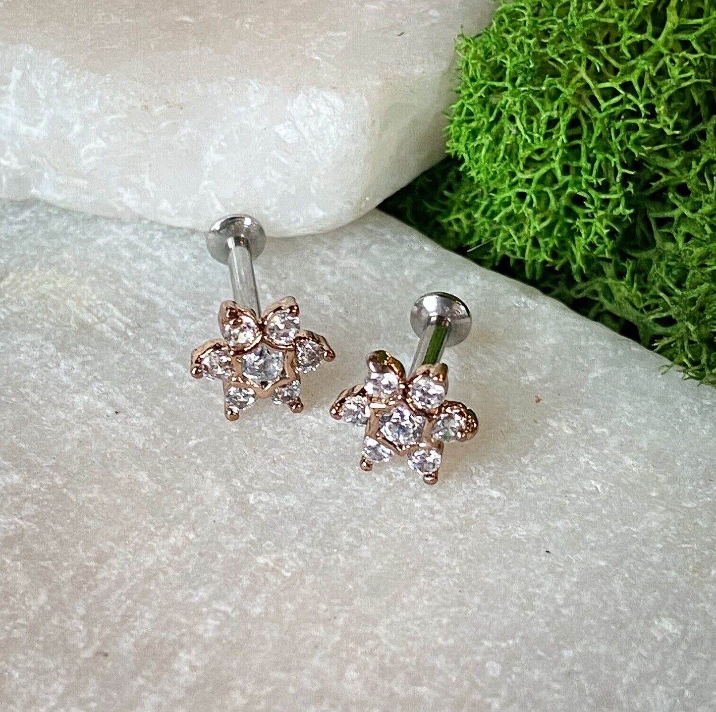 1pc CZ Gem Set Star 16g Internally Threaded 1/4" or 5/16" Steel Labret Monroe (Color: Rose Gold)