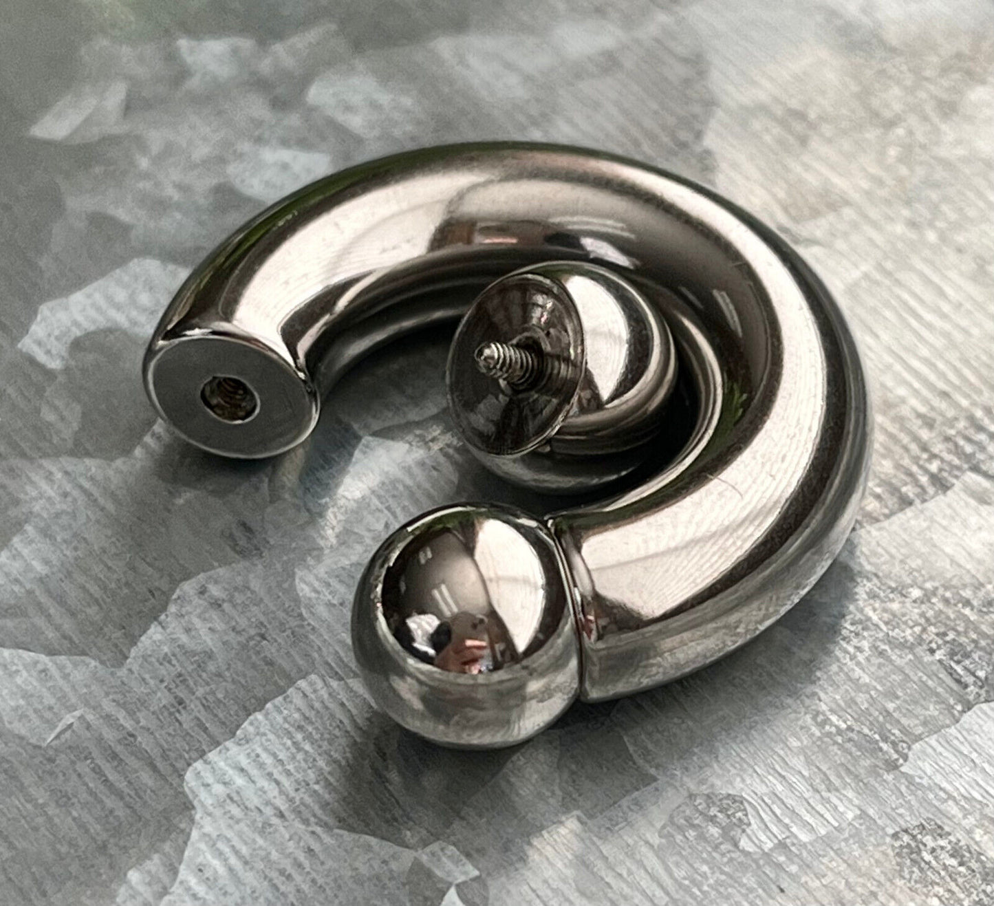 PAIR Internally Threaded Circular Barbells Horseshoes Horse Shoe Body Jewelry