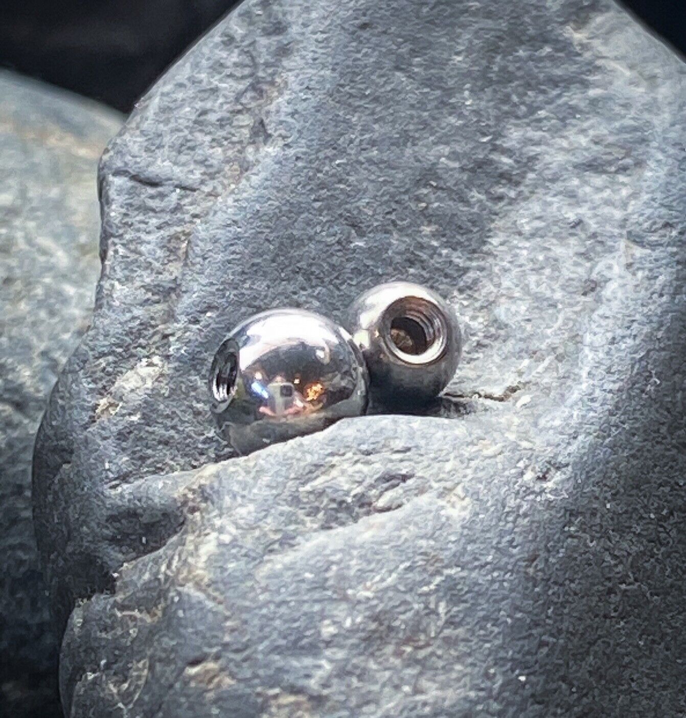 Body Jewelry Replacement Parts - 10pk Grade 23 Titanium Threaded Balls