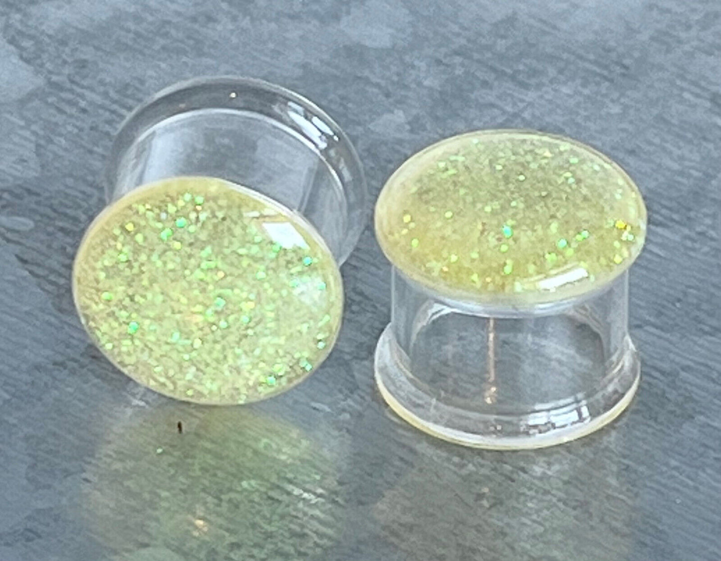 PAIR Glitter Front Clear Acrylic Tunnels Plugs Gauges Earlets Body Jewelry (Color: Aurora Borealis)