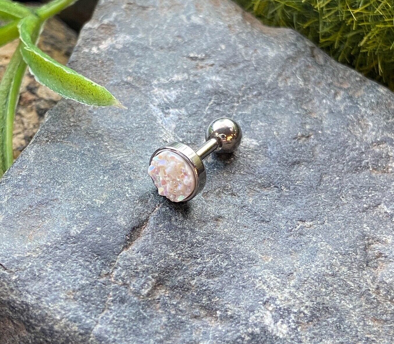 1pc Iridescent Druzy Stone Surgical Steel 16g Tragus Stud Ear Cartilage Ring (Color: White)