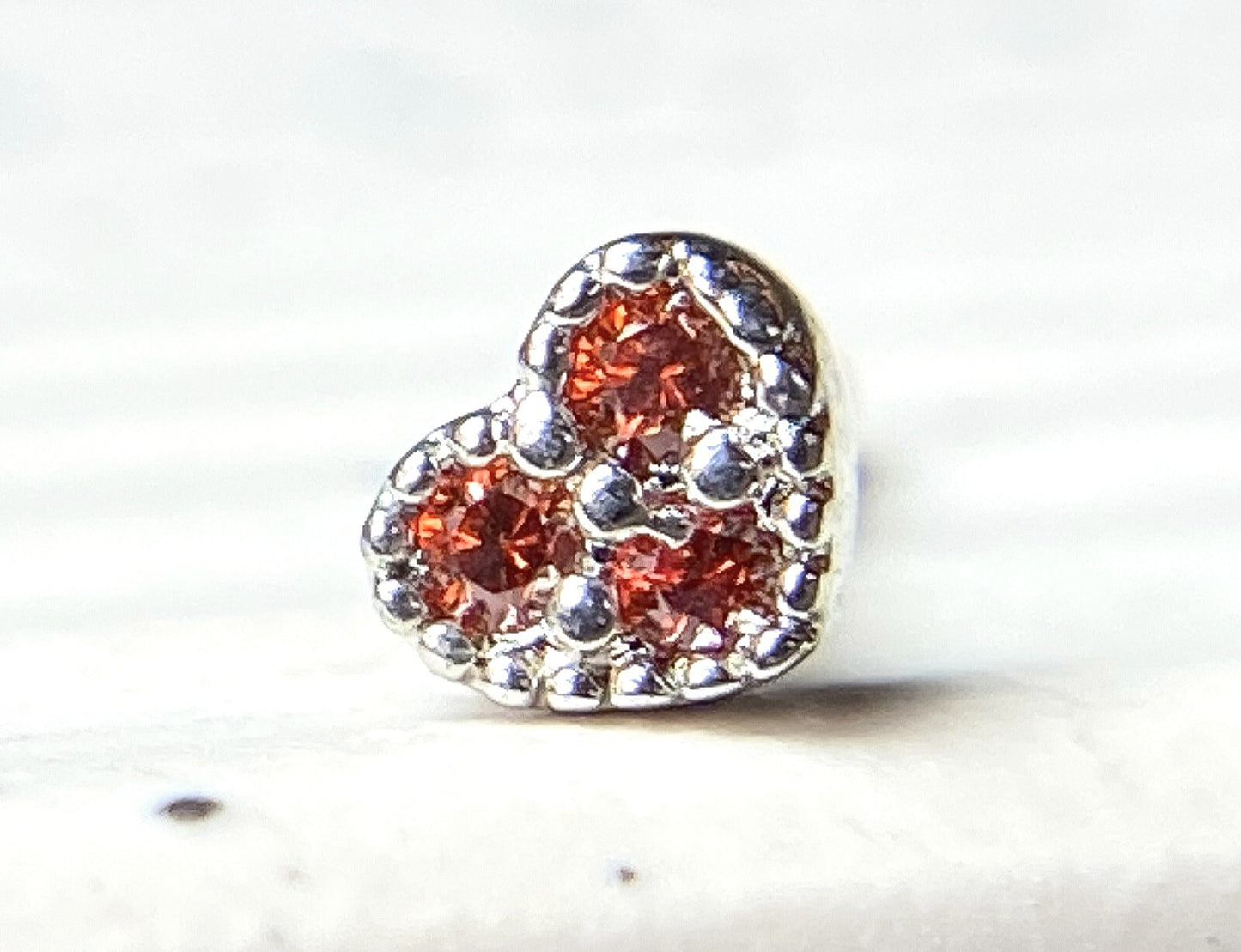 1pc CZ Gem Paved Heart 20g Nose Ring Stud Bone 316L Surgical Steel