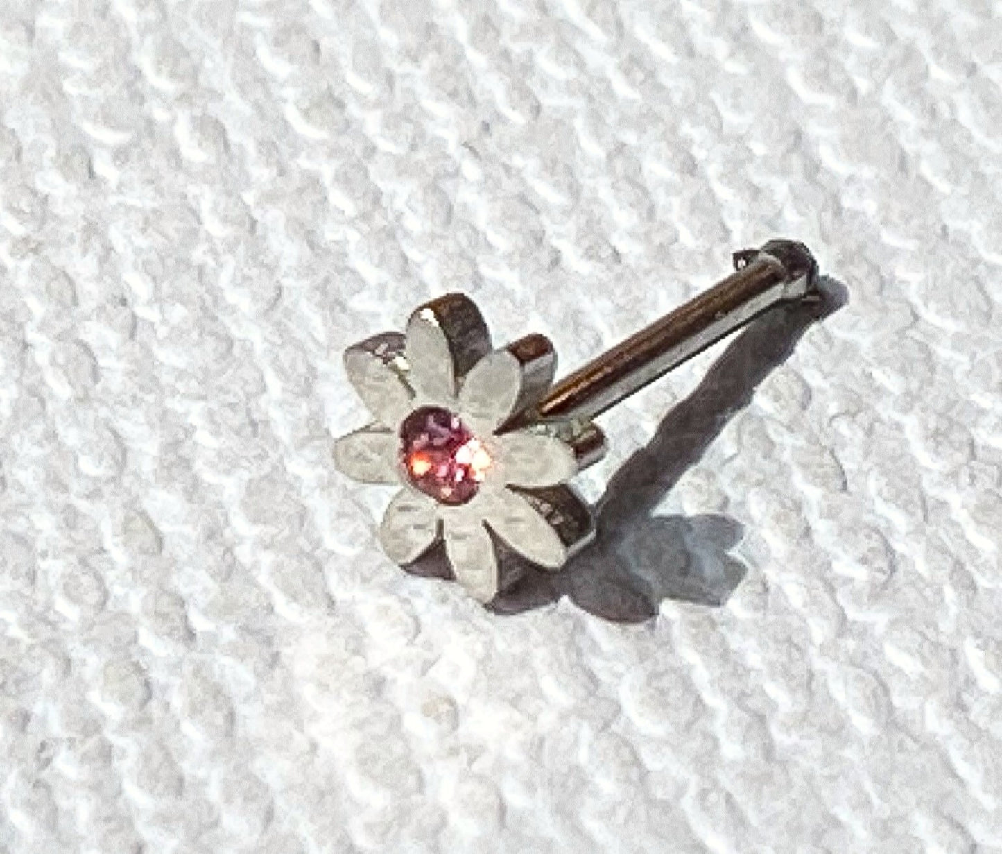 1pc Crystal Centered Daisy Flower 20g Surgical Steel Nose Stud Ring