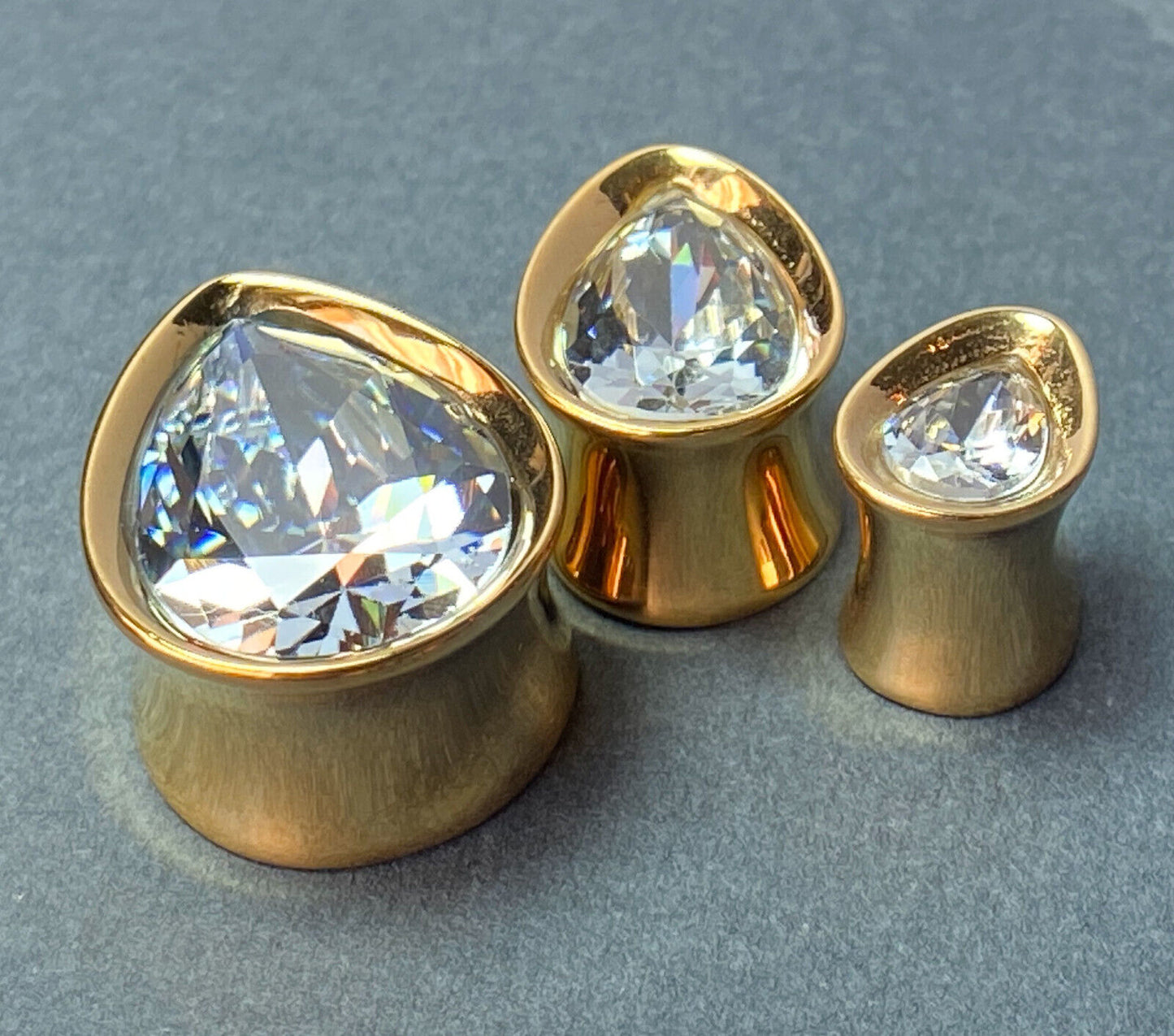 PAIR Teardrop CZ Gem Double Flare Plugs Tunnels Surgical Steel Tear Drop Gauges