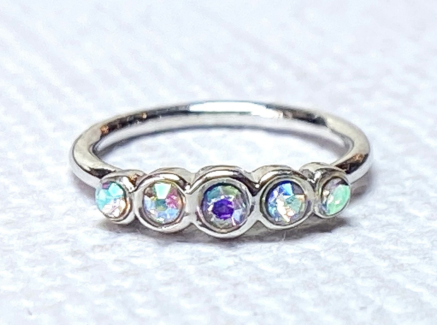 1pc Bendable Nose Hoop / Cartilage Ring Five Bezel Set CZ Gems for Rook, Daith