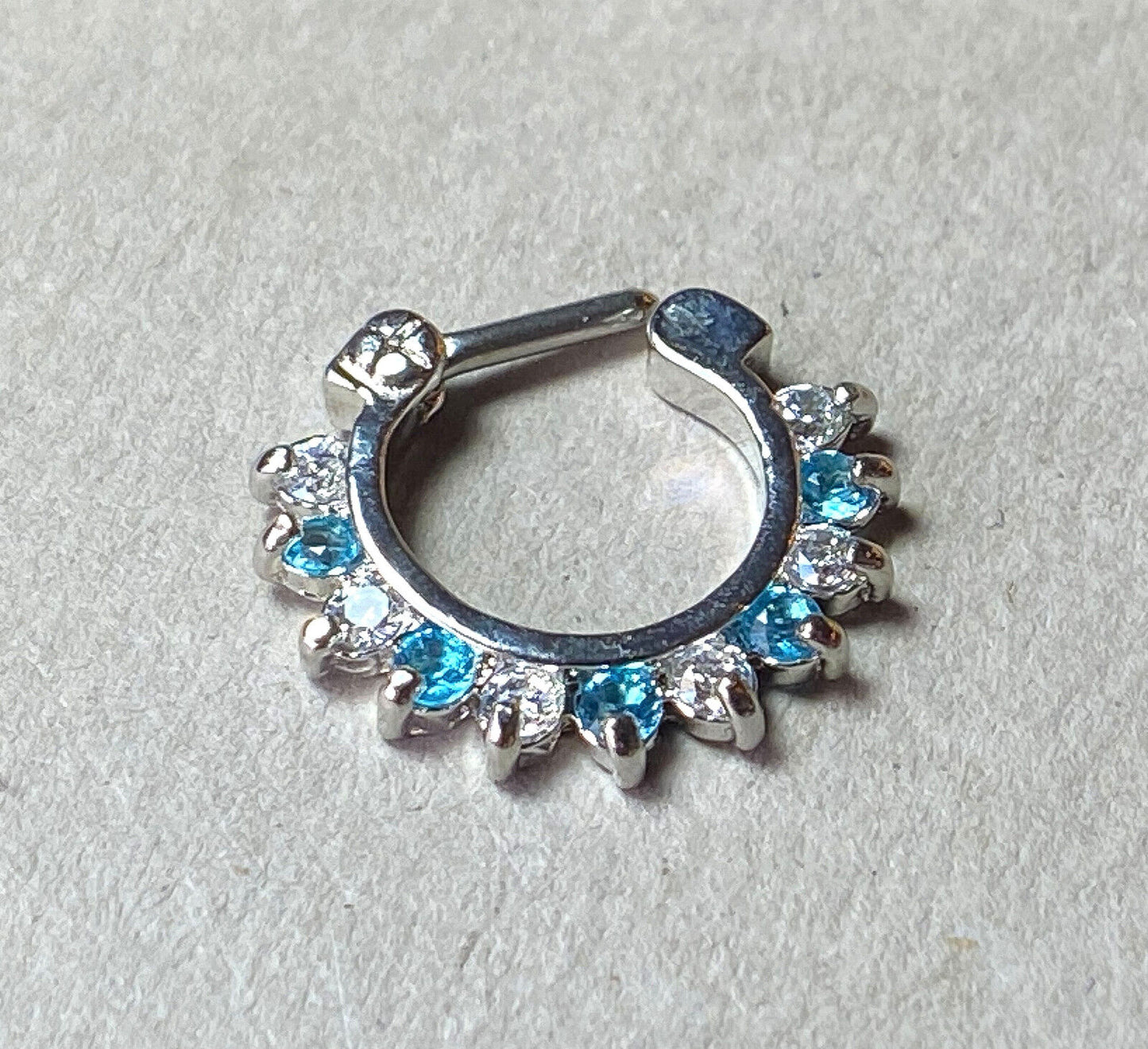 1pc Alternating Color Gems Septum Clicker 316L Surgical Steel 16 gauge Nose Ring