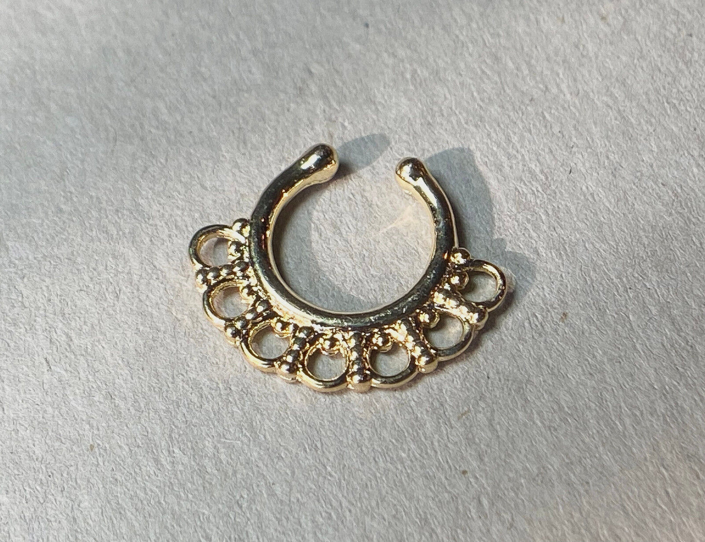 1pc Non-Piercing Tribal Fan Septum Hanger Clip-On Fake Nose Ring Body Jewelry
