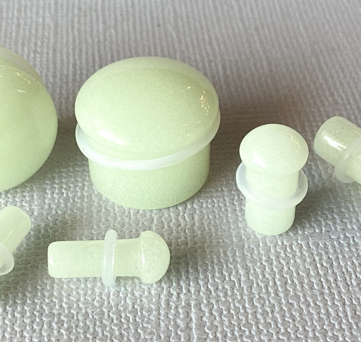 PAIR Glow in the Dark Stone Tunnels Single Flare Plugs Earlets Gauges