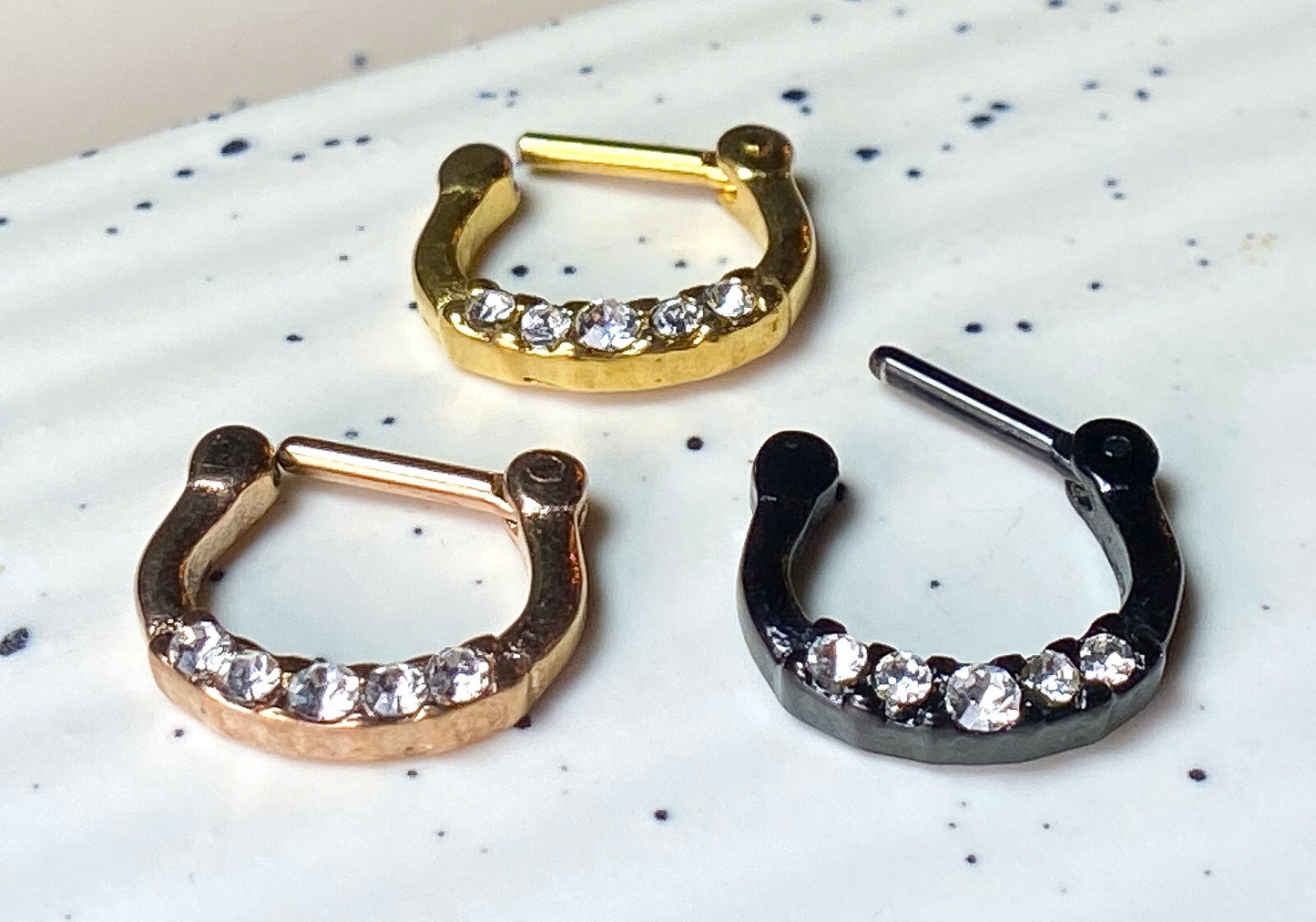 1pc 100% SURGICAL STEEL Five-Crystal Gem Septum Clicker 16g Nose Ring Gold IP