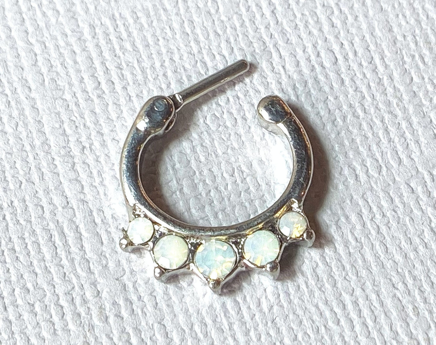 1 Pc 100% 316L Surgical Steel Five Opalite Septum Clicker 16g Nose Ring