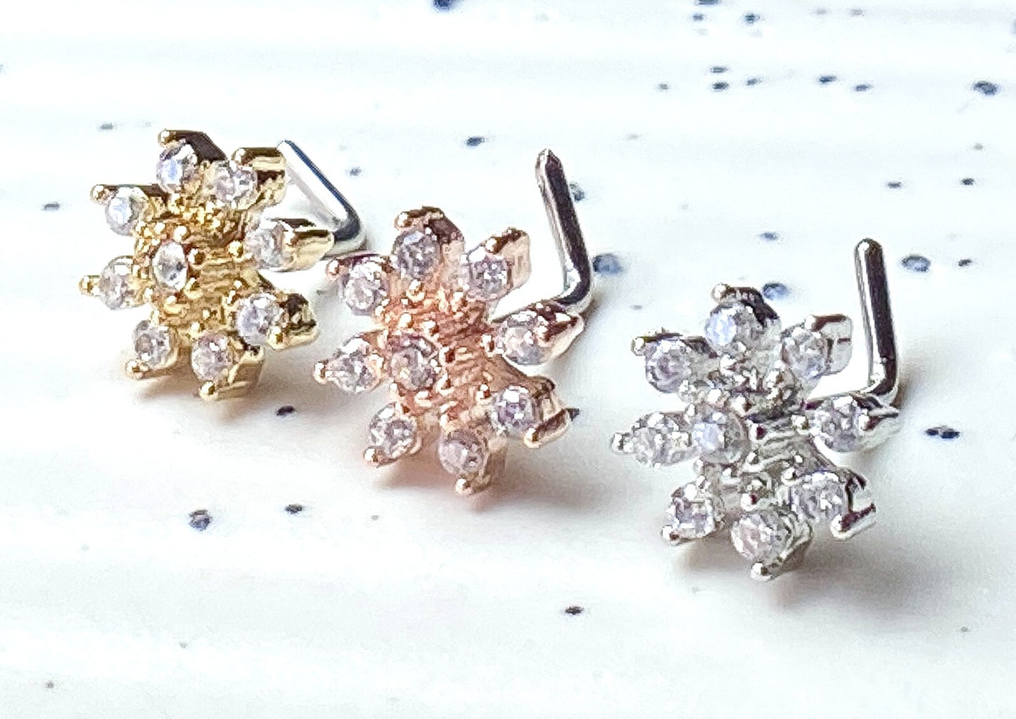 1pc CZ Gem Flower Starburst L-Bend Nose Ring Stud Screw 316L Surgical Steel