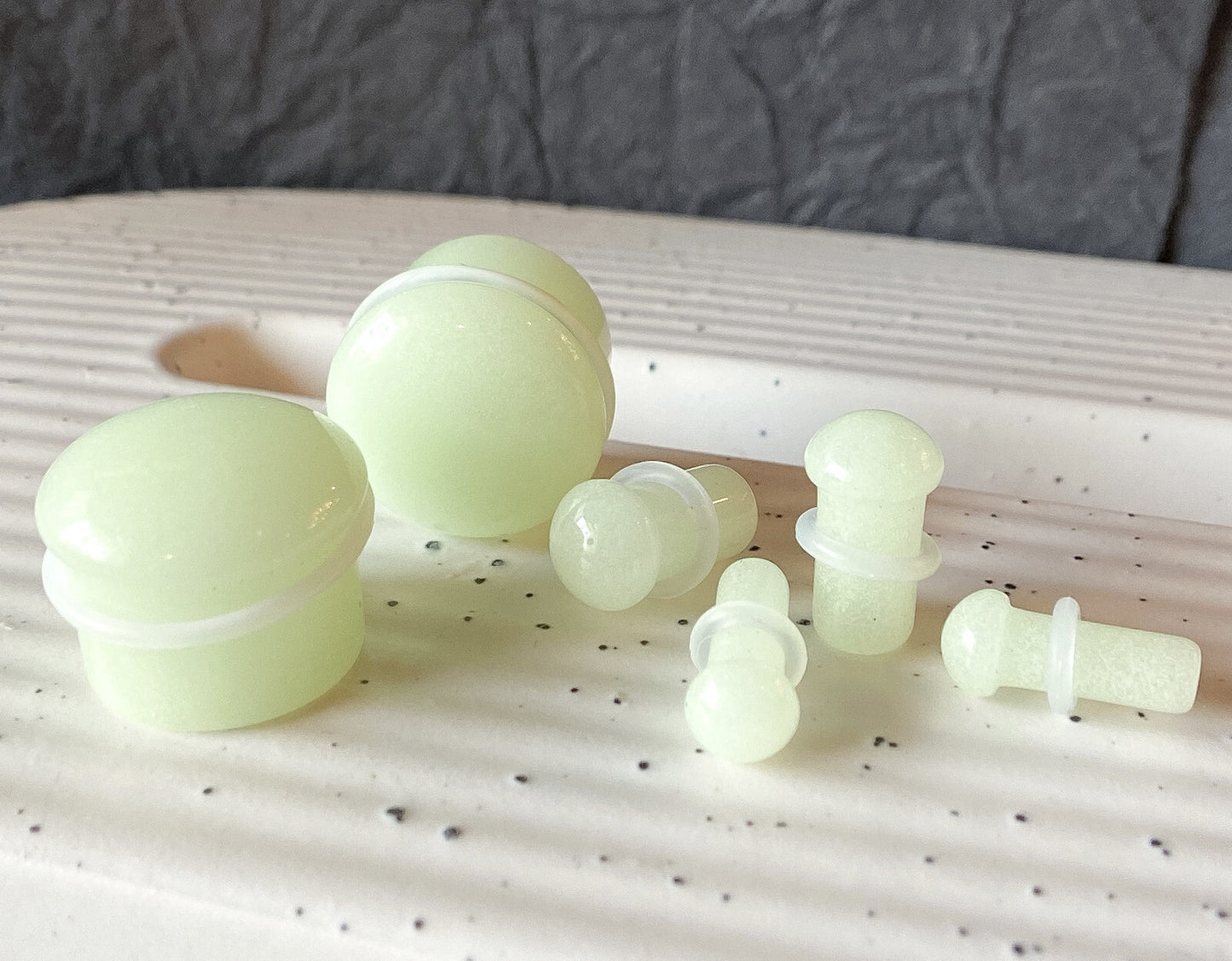 PAIR Glow in the Dark Stone Tunnels Single Flare Plugs Earlets Gauges