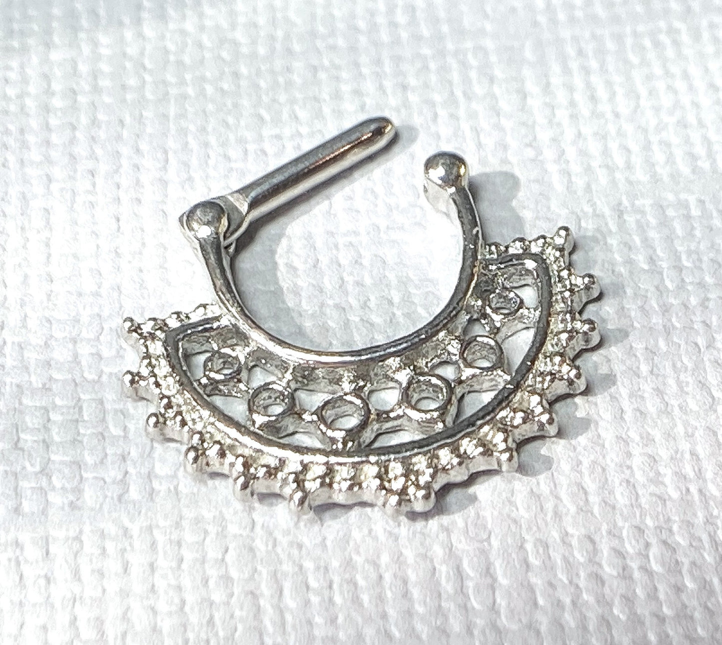 1pc 100% SURGICAL STEEL Wide Fan Clicker Pierced Nose Ring 14g 16g