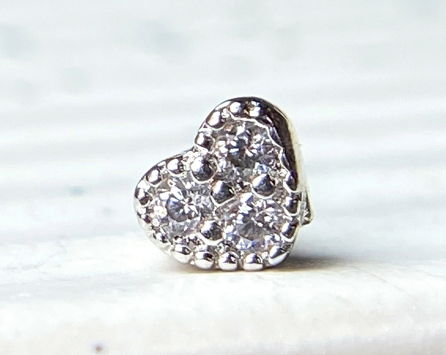1pc CZ Gem Paved Heart 20g Nose Ring Stud Bone 316L Surgical Steel