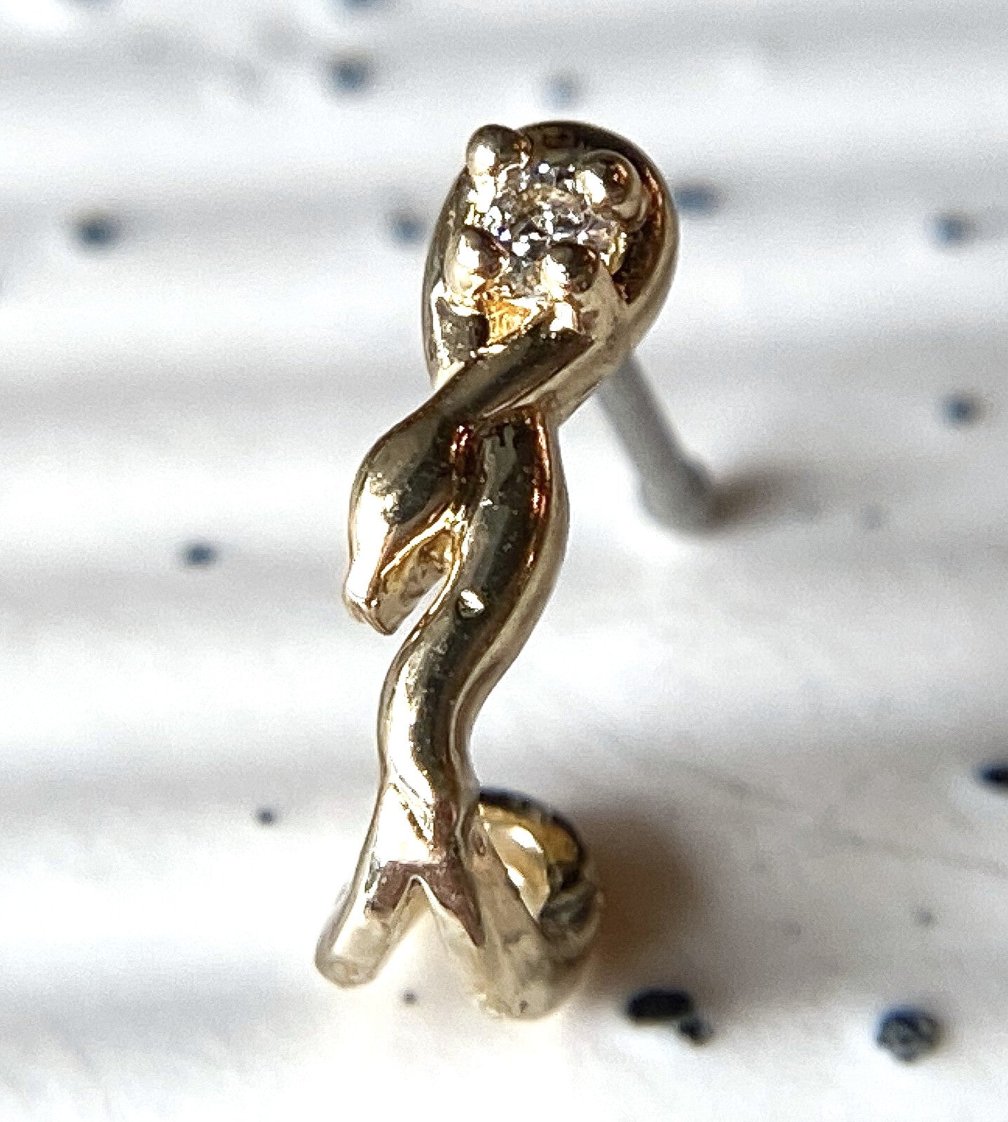 1pc CZ Gem Snake Wrapped Around Stud Nose Crawler Ring