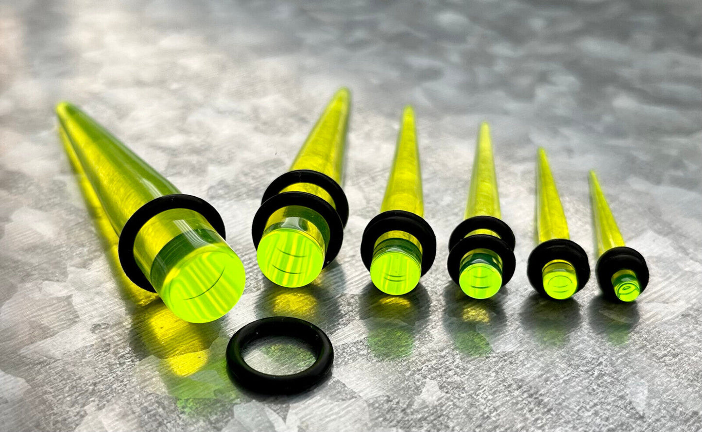 PAIR Acrylic Expansion Tapers Ear Expander Plugs Gauges