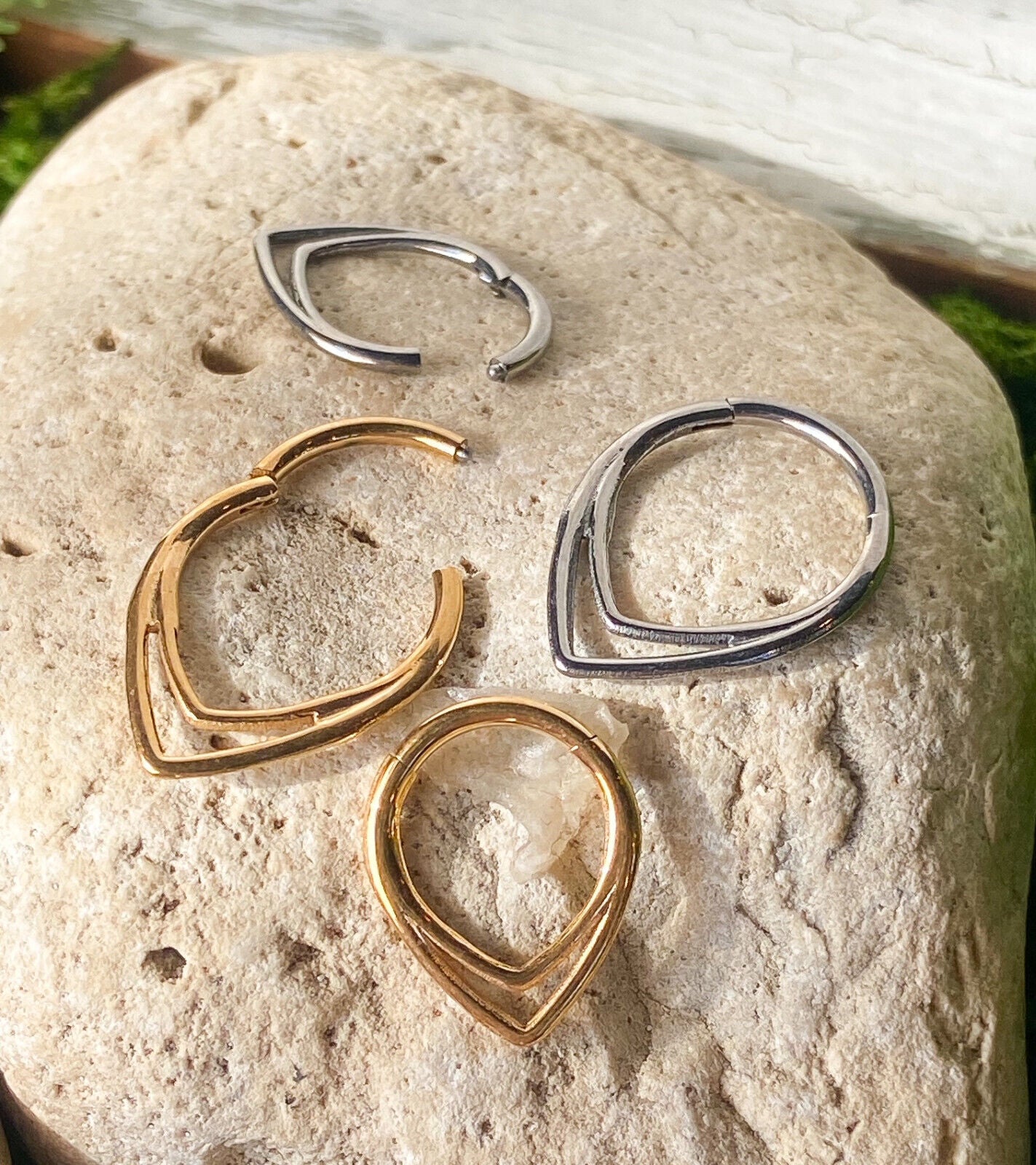 1pc Double Chevron Hinged Segment Ring Hoop Helix Daith Septum Implant Titanium