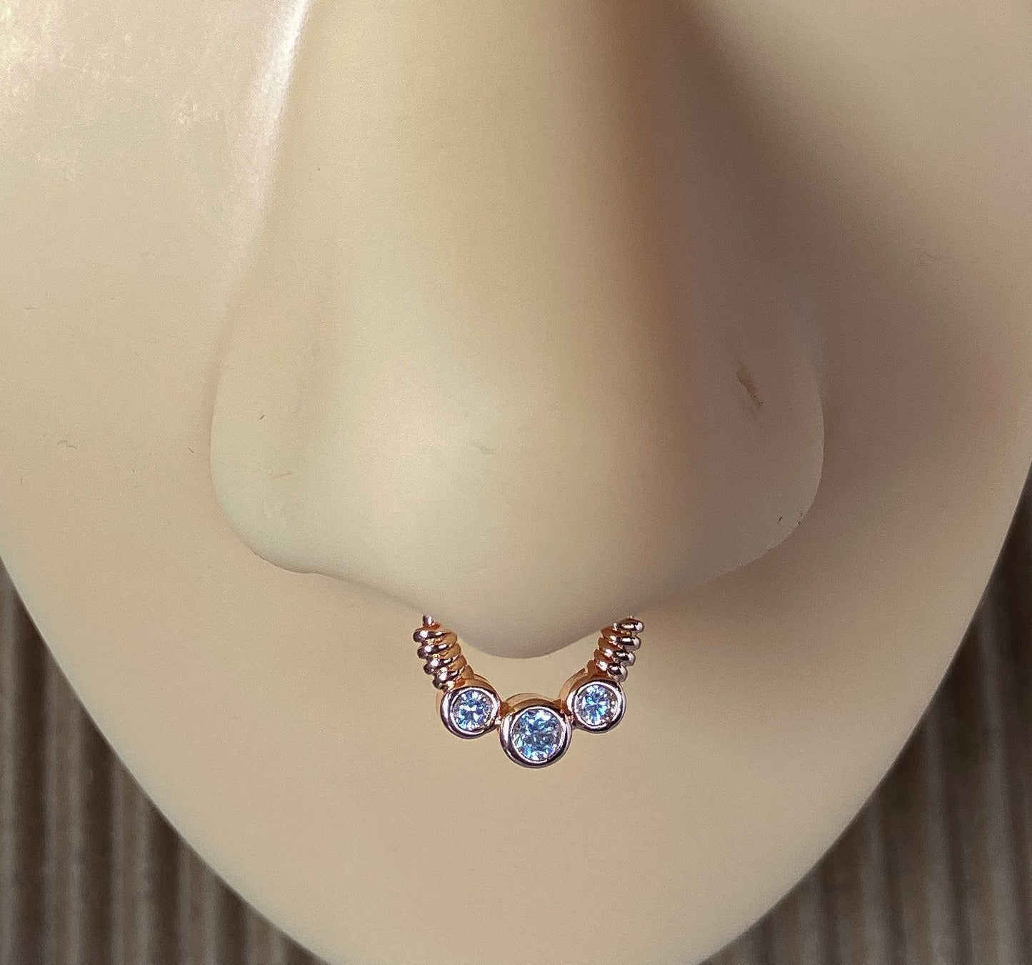 1pc 3-Gem Coiled Wire Bendable Hoop Ring Septum Daith Rook Tragus Ear Cartilage