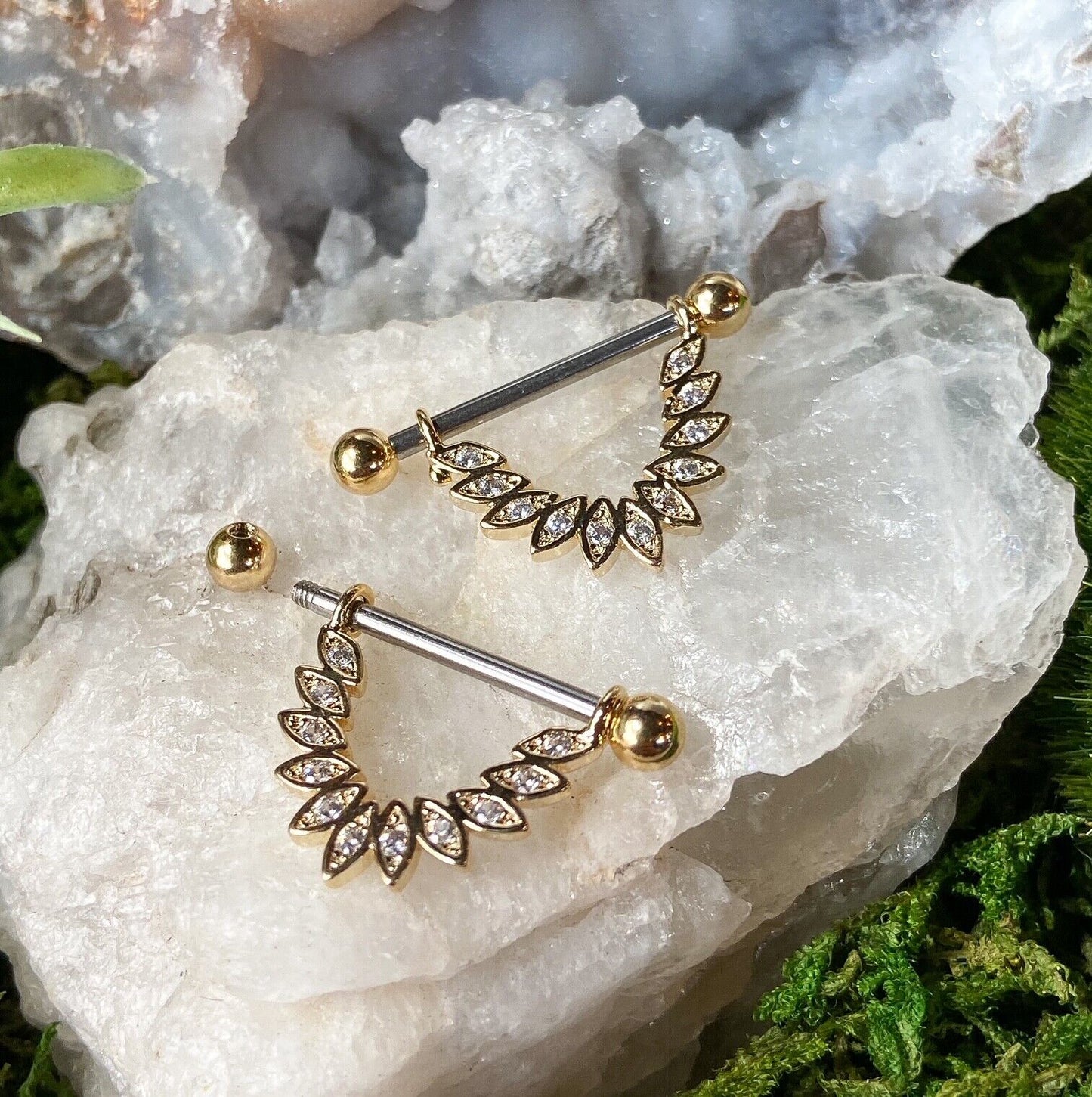 PAIR Linked Feather Dangle Nipple Rings Shields Pierced Body Piercing Jewelry