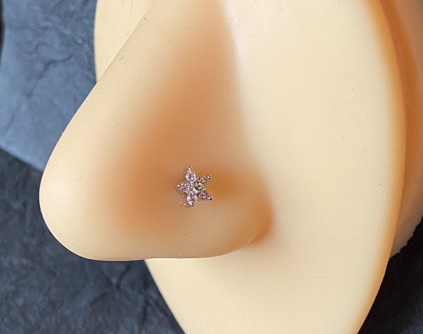 1pc Six CZ Gem Flower 20g L-Bend Nose Ring Stud Screw 316L Surgical Steel