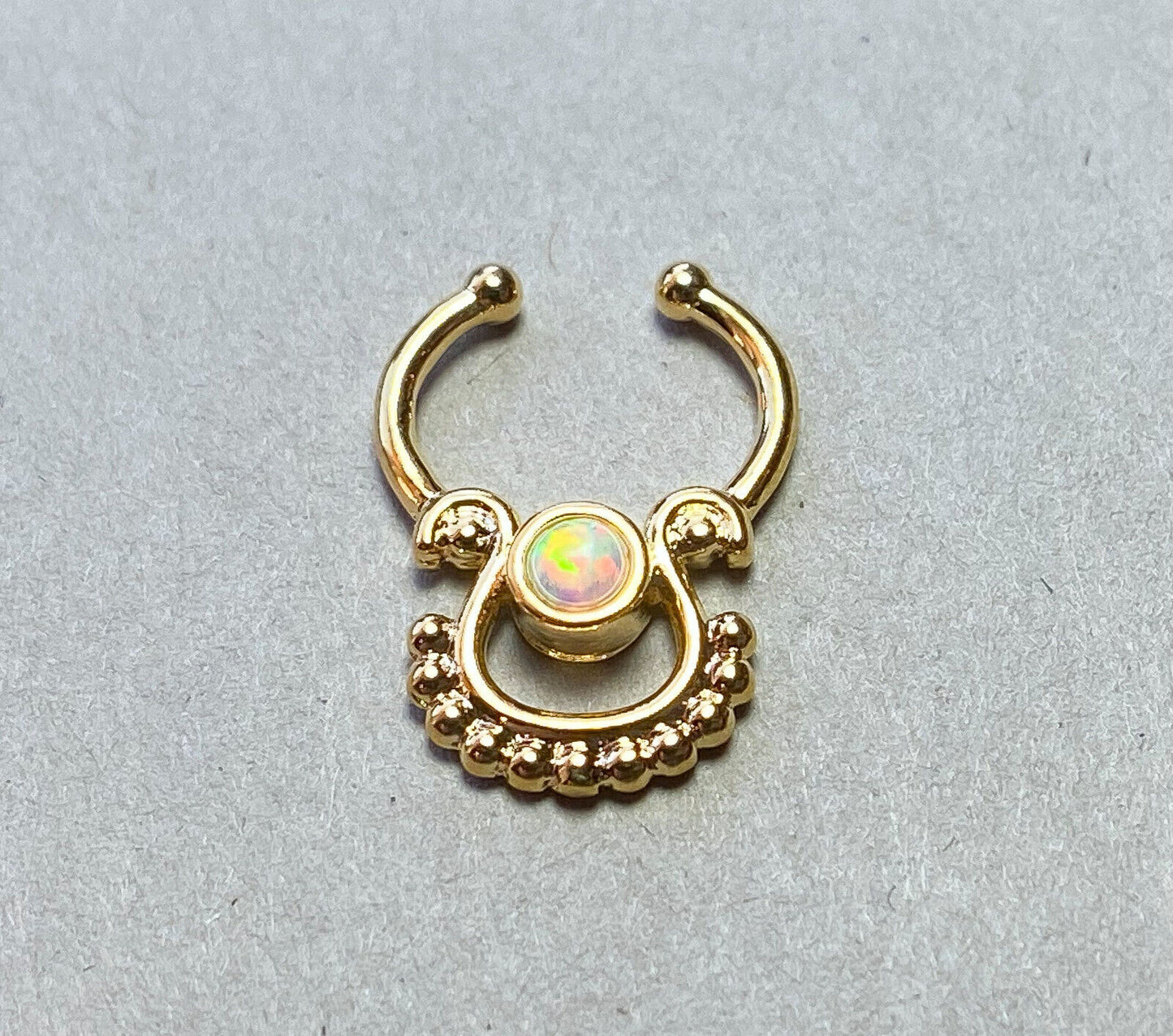 1pc Non-Piercing Single Opal Septum Hanger Clip-On Fake Nose Ring Body Jewelry