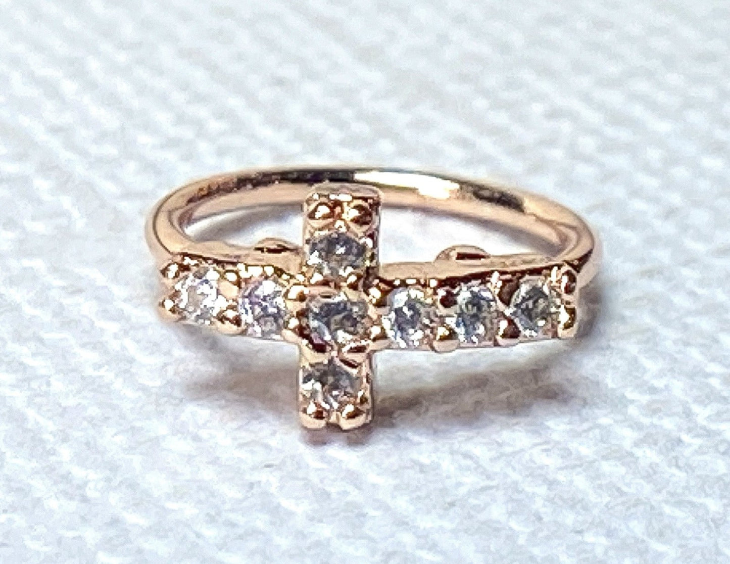 1pc Bendable Nose Hoop / Cartilage Ring CZ Gem Paved Cross for Rook, Daith