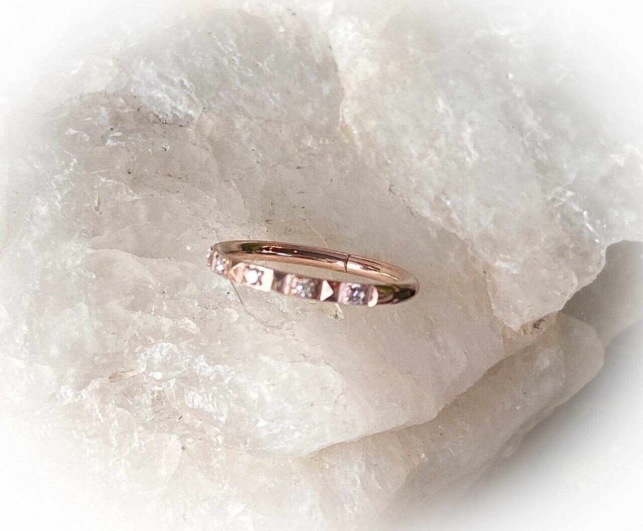 1pc Titanium Outer CZ Gems & Pyramids Hinged Orbital Helix Septum Ear Cartilage