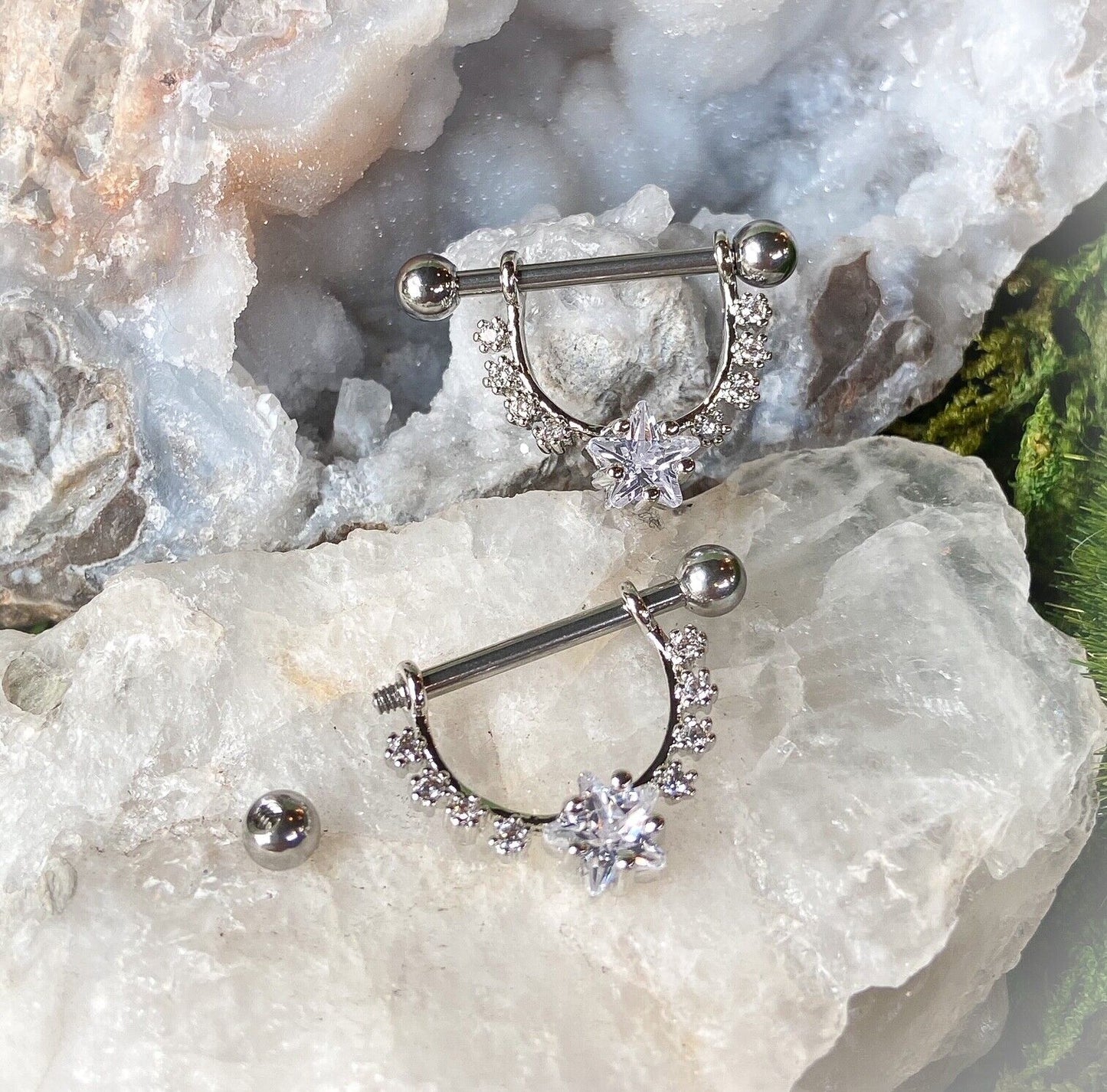 PAIR CZ Gem Star Center Dangle Nipple Ring Shields Pierced Body Piercing Jewelry