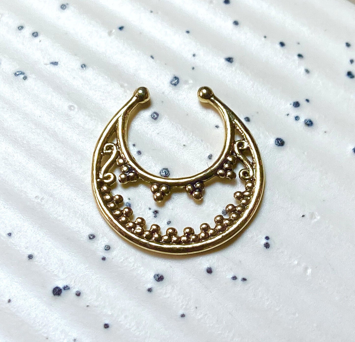 1pc Non-Piercing Luna Septum Hanger Clip-On Fake Nose Ring Body Jewelry
