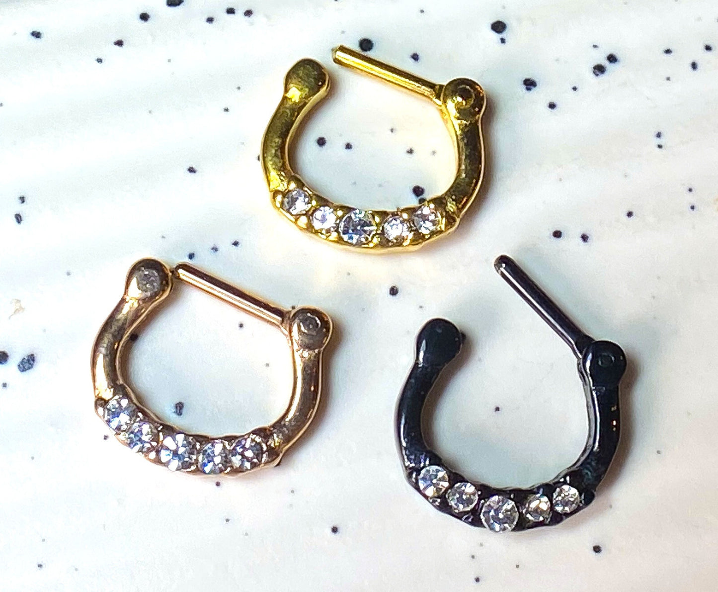 1pc 100% SURGICAL STEEL Five-Crystal Gem Septum Clicker 16g Nose Ring Gold IP