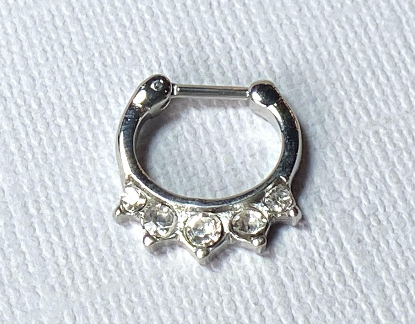 1pc 100% SURGICAL STEEL Five Crystal Gem Septum Clicker Nose Ring 16g Gold Black
