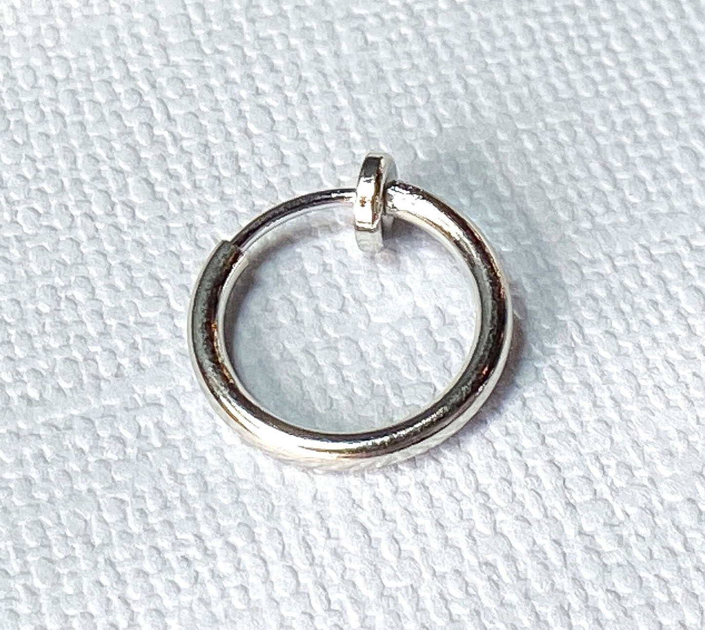 1pc Spring Action Non-Piercing Fake Faux Septum Lip Cartilage Nose Tragus Hoop Ring