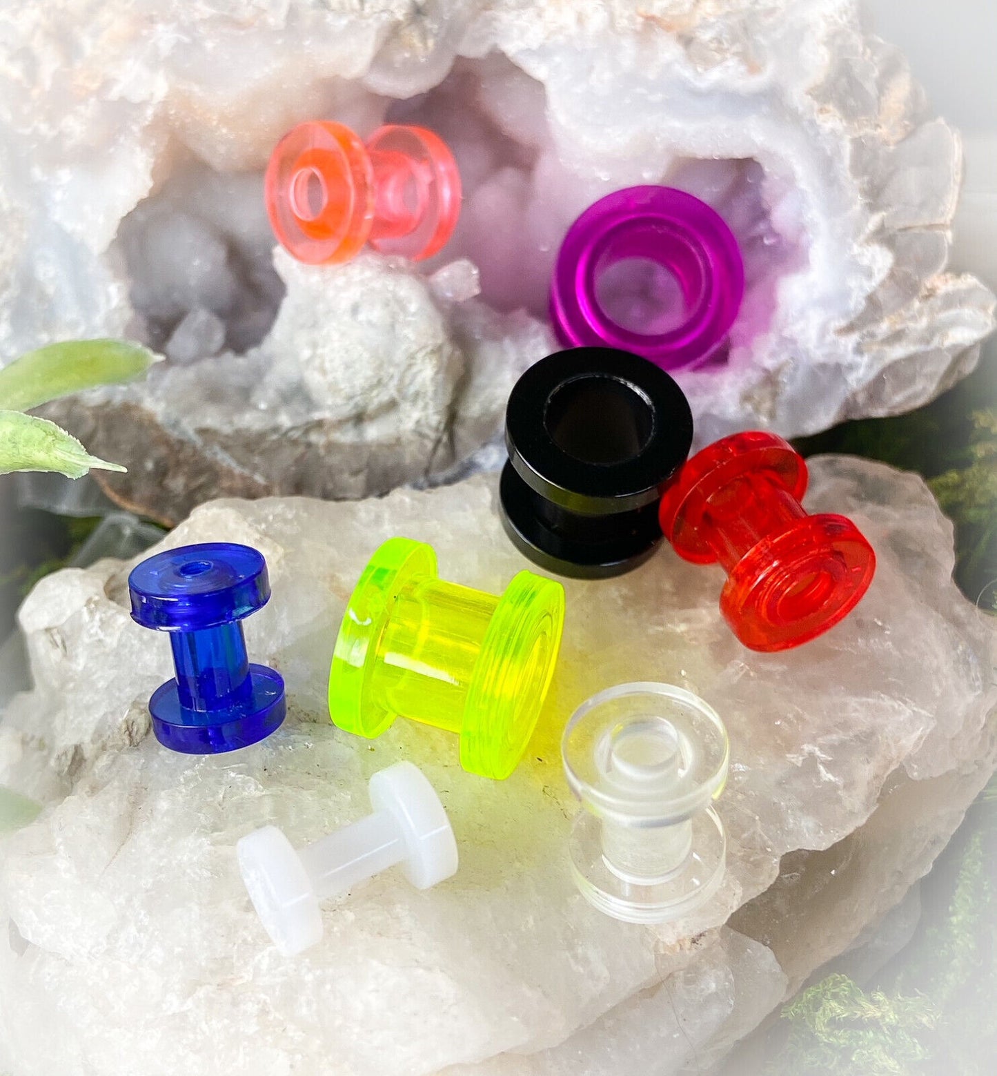 8 PAIR SET of Acrylic Screw Fit Tunnels Plugs Gauges Earlets - choose size
