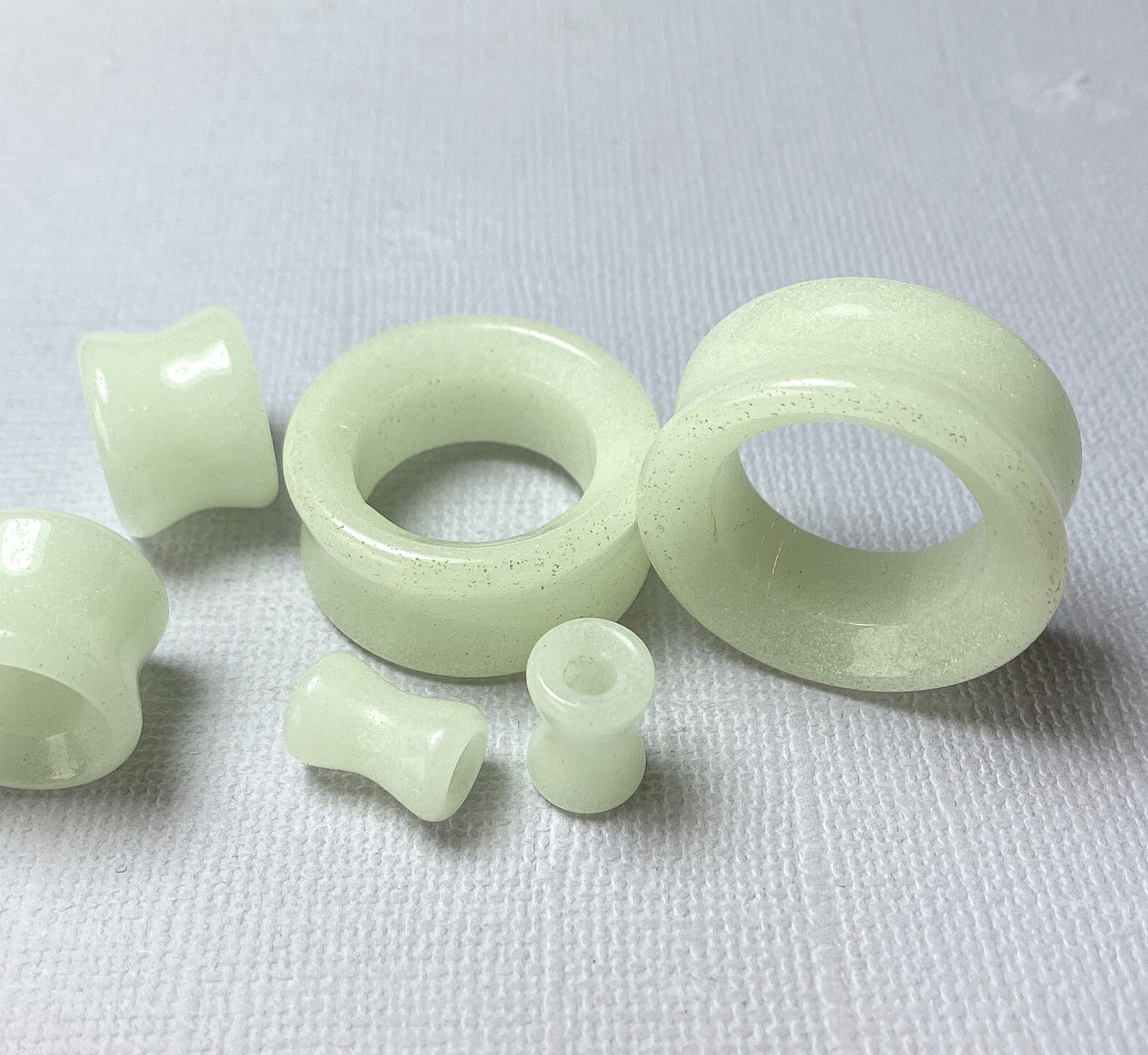 PAIR Glow in the Dark Stone Tunnels Double Flare Plugs Earlets Gauges