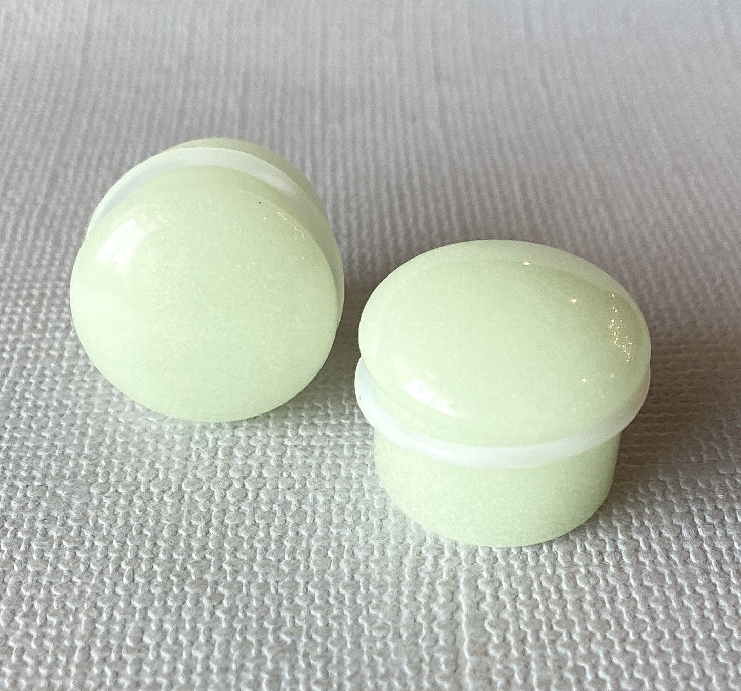 PAIR Glow in the Dark Stone Tunnels Single Flare Plugs Earlets Gauges