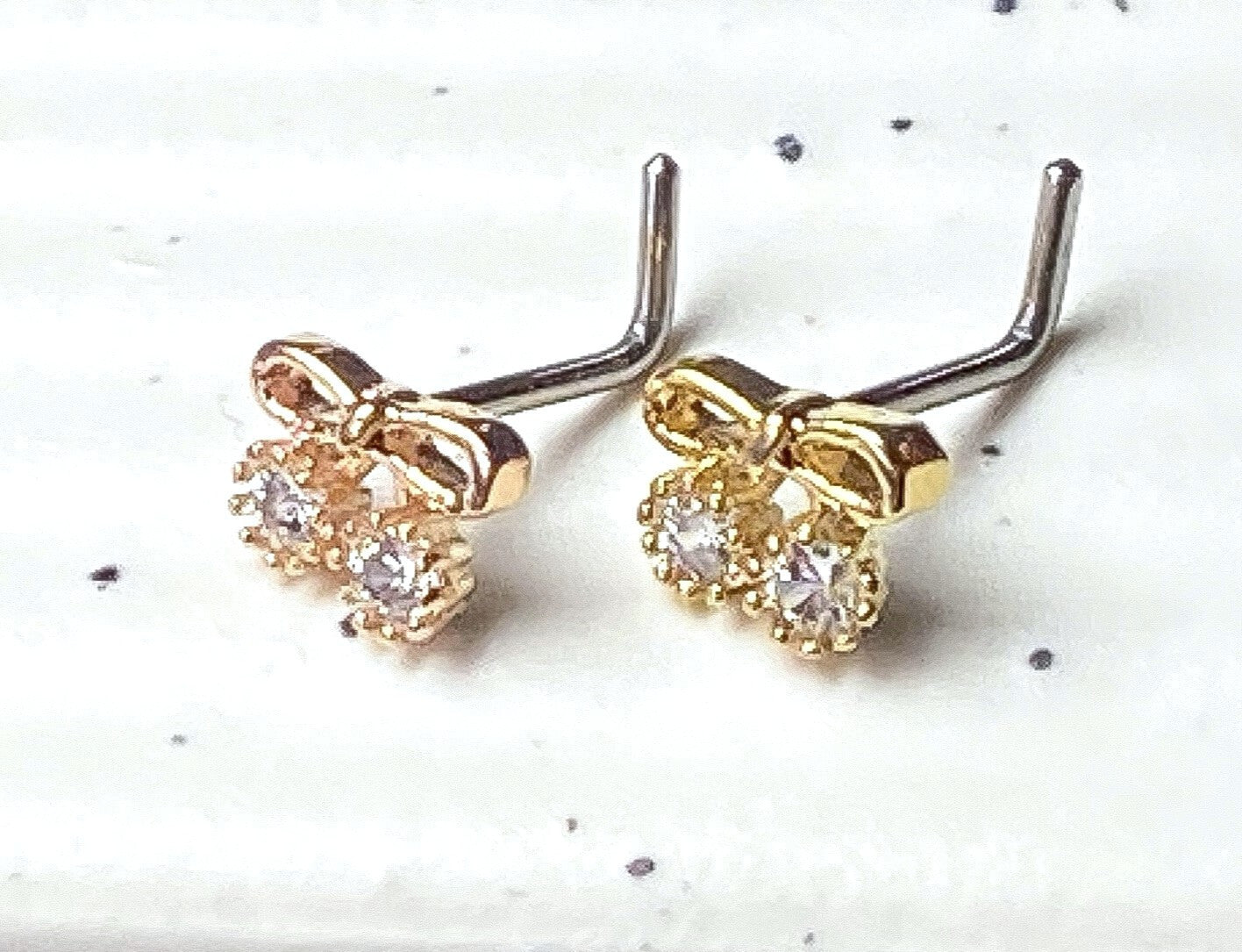 1pc CZ Set Ribbon L-Bend 20g Nose Ring Stud Screw 316L Surgical Steel
