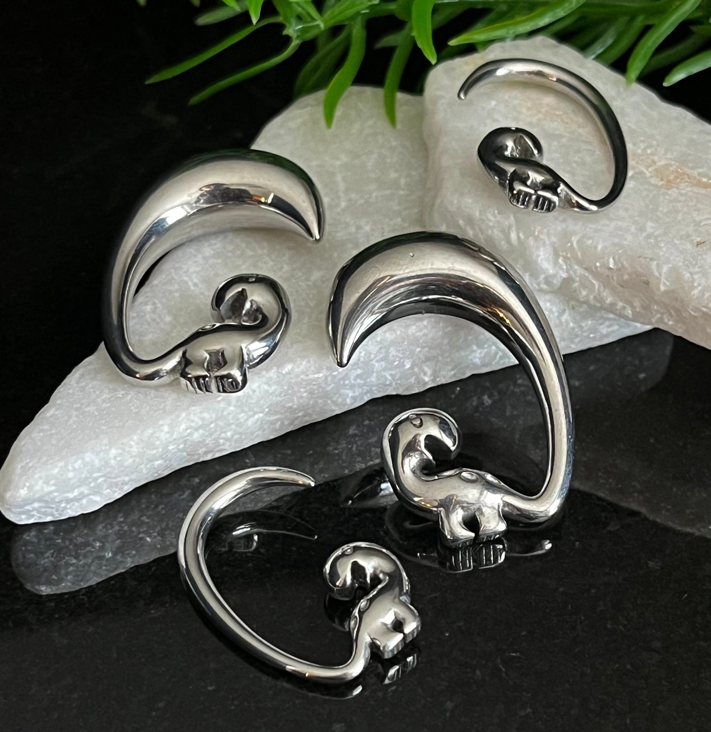 PAIR of Unique Cute Dinosaur 316L Surgical Steel Hanging Tapers Expanders - Gauges 8g (3mm) thru 00g (10mm)