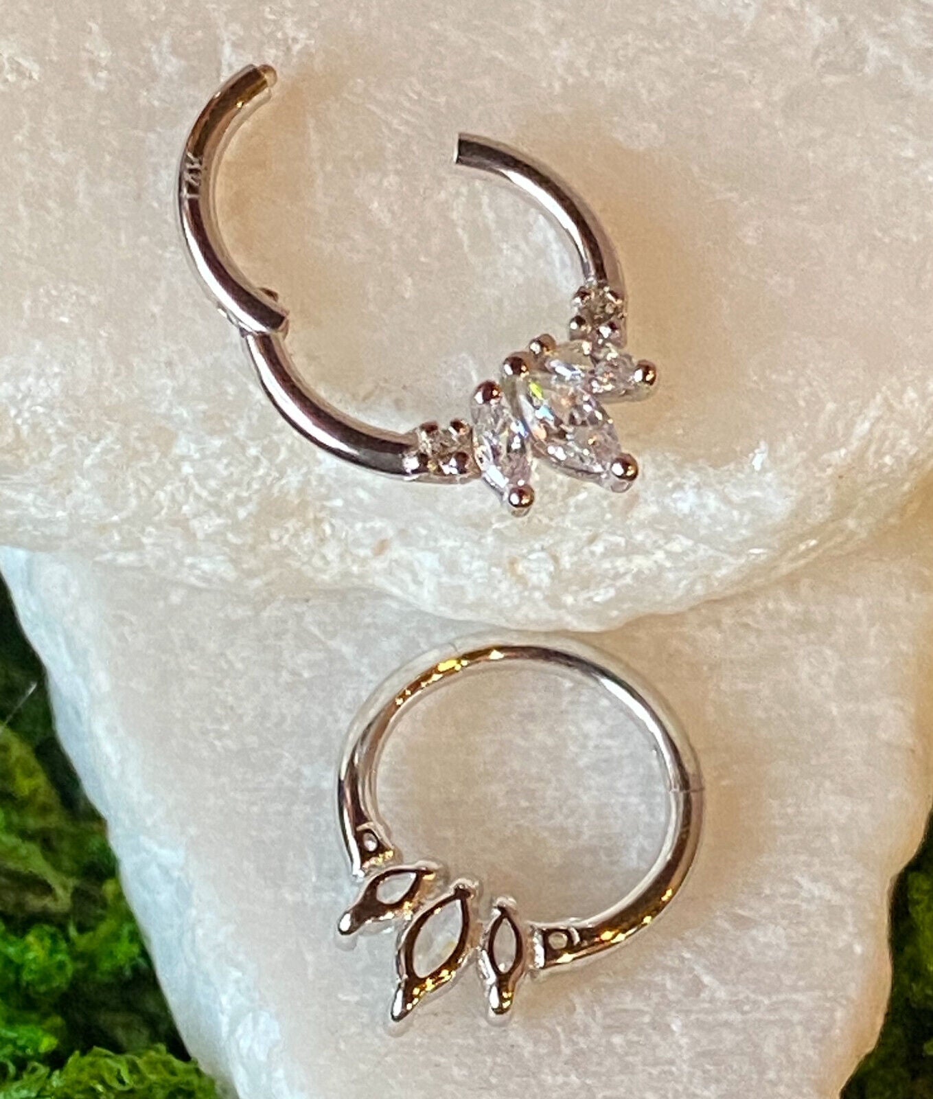 1pc Solid 14kt Gold Three Marquise Gems Hinged Segment Ring Helix Cartilage Clicker