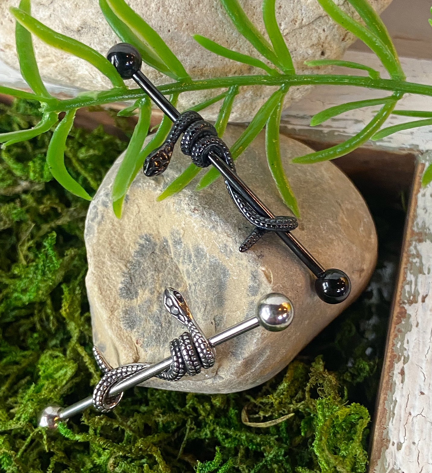 1pc Snake Wrapped Steel Industrial Barbell Serpent 38mm Body Jewelry 1&1/2"