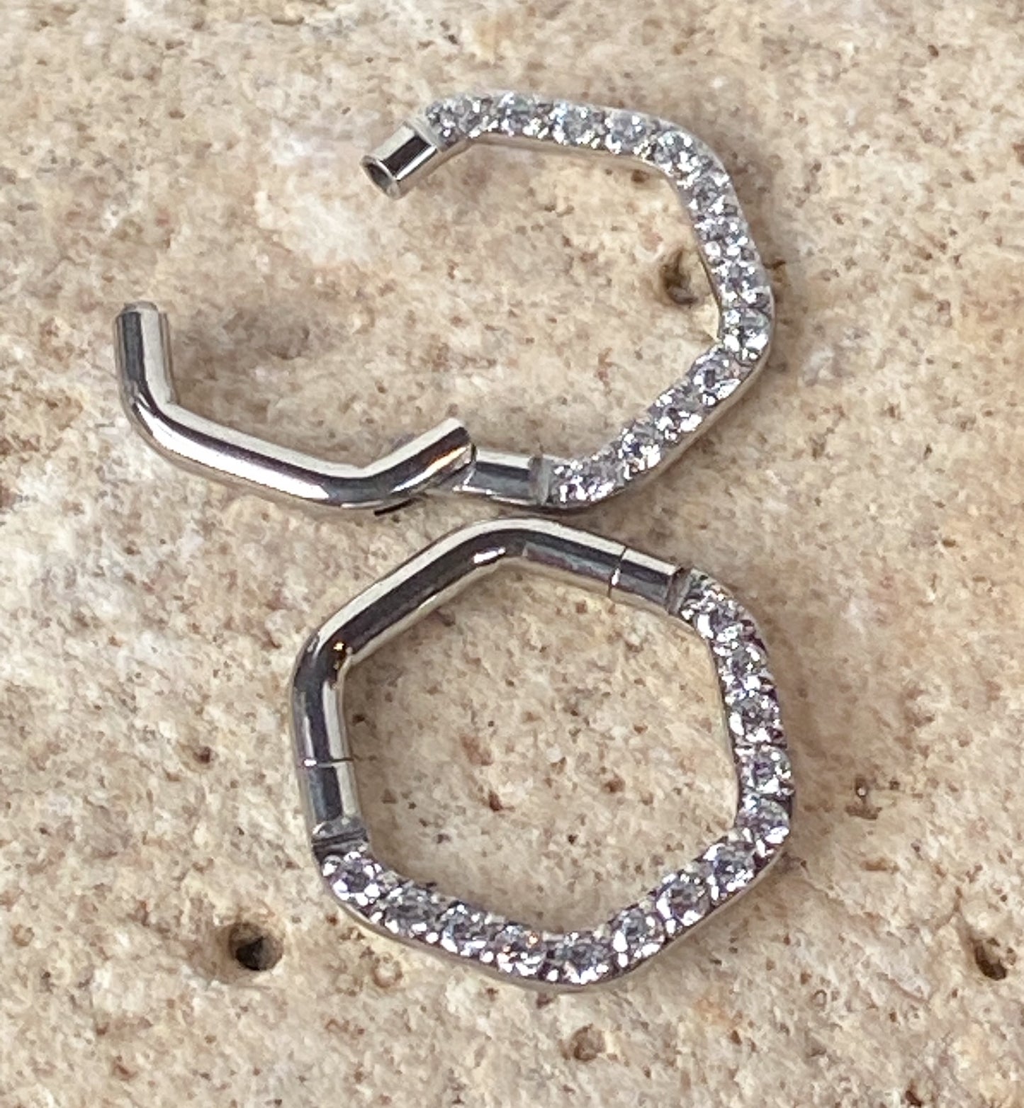 1pc CZ Gem Hexagon Hinged Segment Ring 16g Septum Clicker Helix Orbital Daith