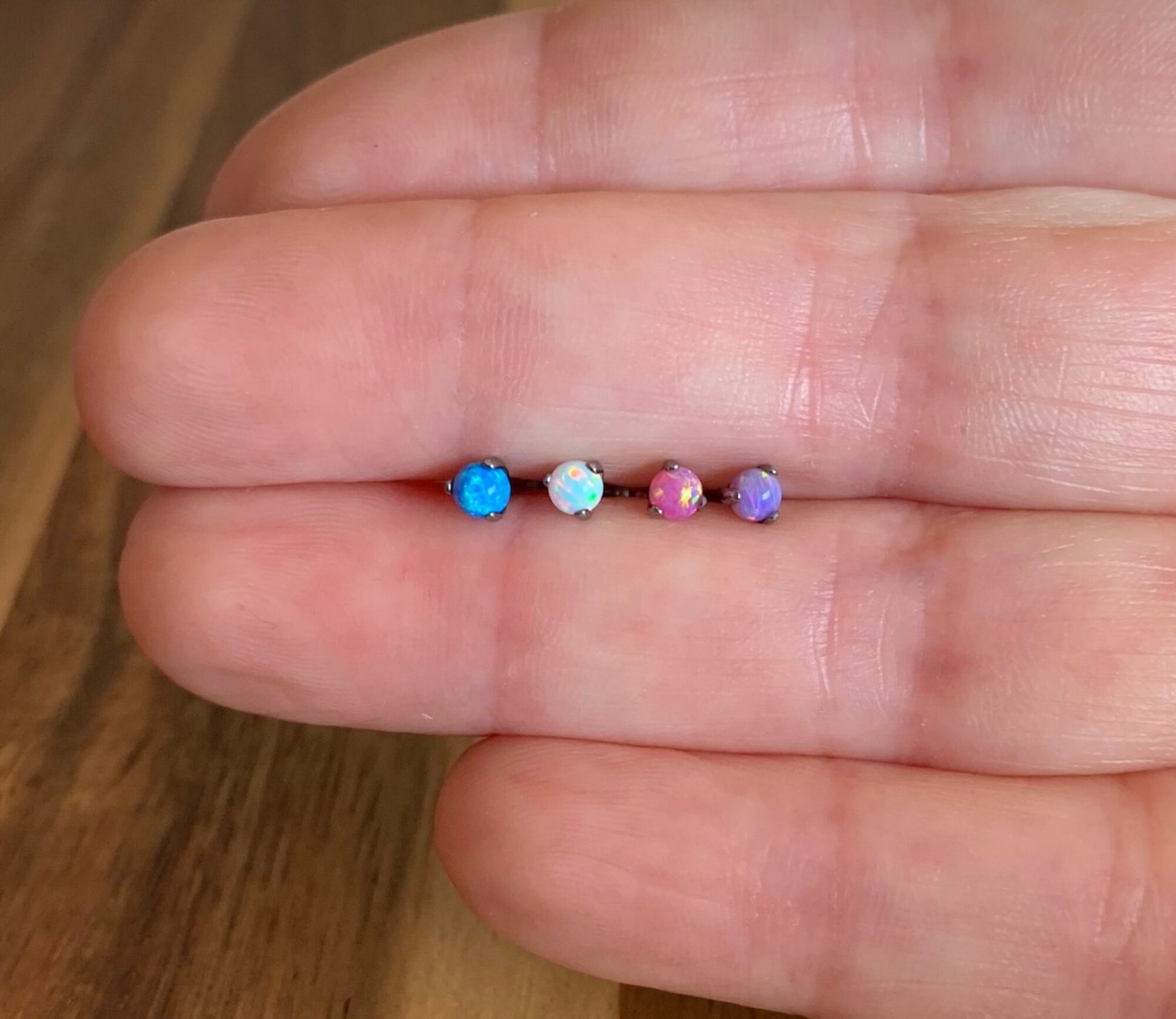 1 Piece Claw 3 Prong Opal Ball Titanium Labret-Monroe-Stud-Lip Ring-Helix Ear Cartilage - 16g - 5/8" (8mm) - Can be used for many piercings!