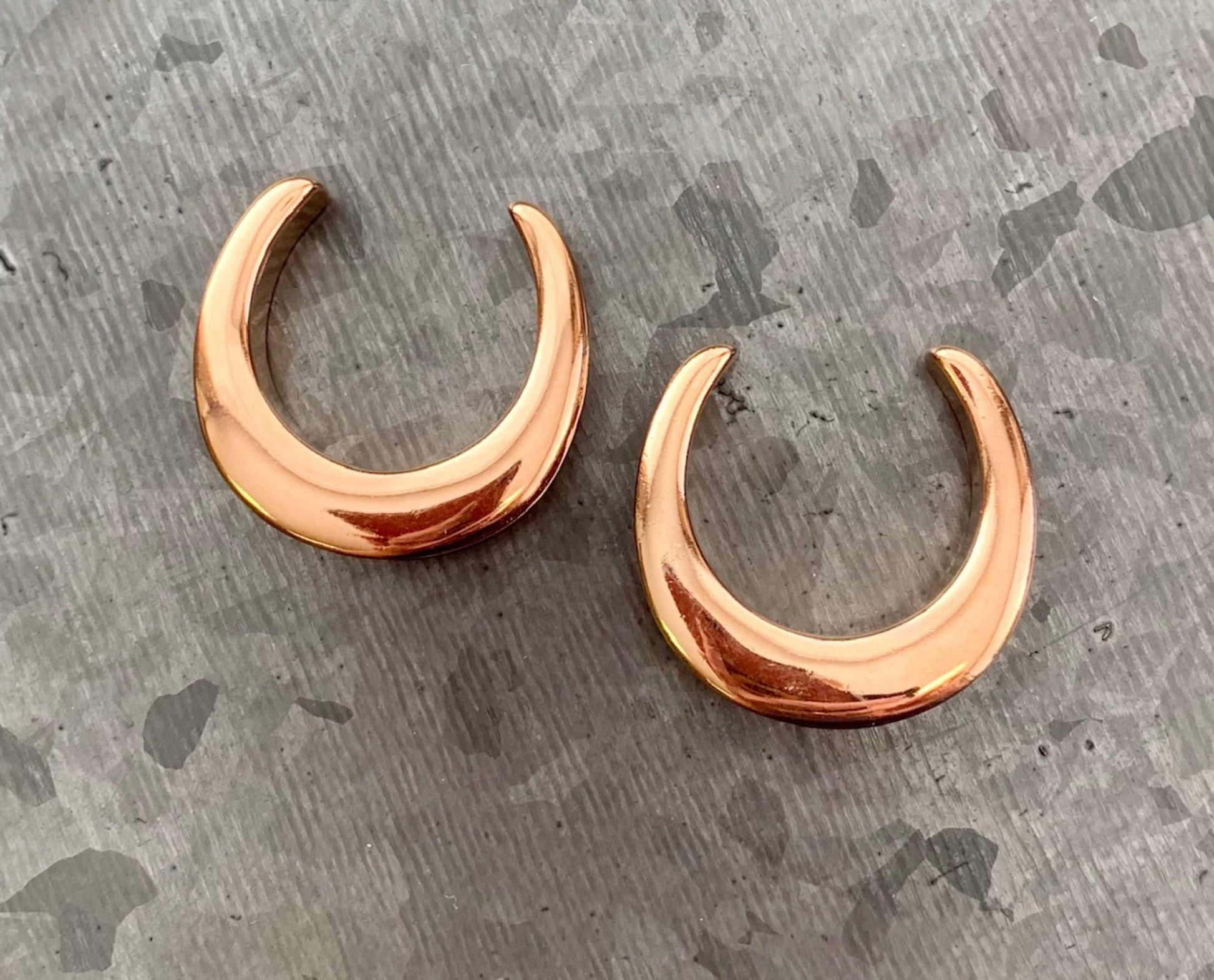 Pair of Beautiful Rose Gold Saddle Surgical Steel Ear Spreaders Hanger-Tunnels/Plugs - Gauges 00g (10mm) thru 1" (25mm) available!