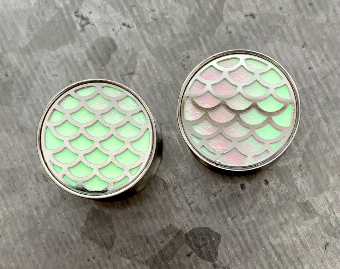 PAIR of Unique Hologram Fish Scale Stainless Steel Double Flare Tunnels/Plugs - Gauges 0g (8mm) through 5/8" (16mm) available!