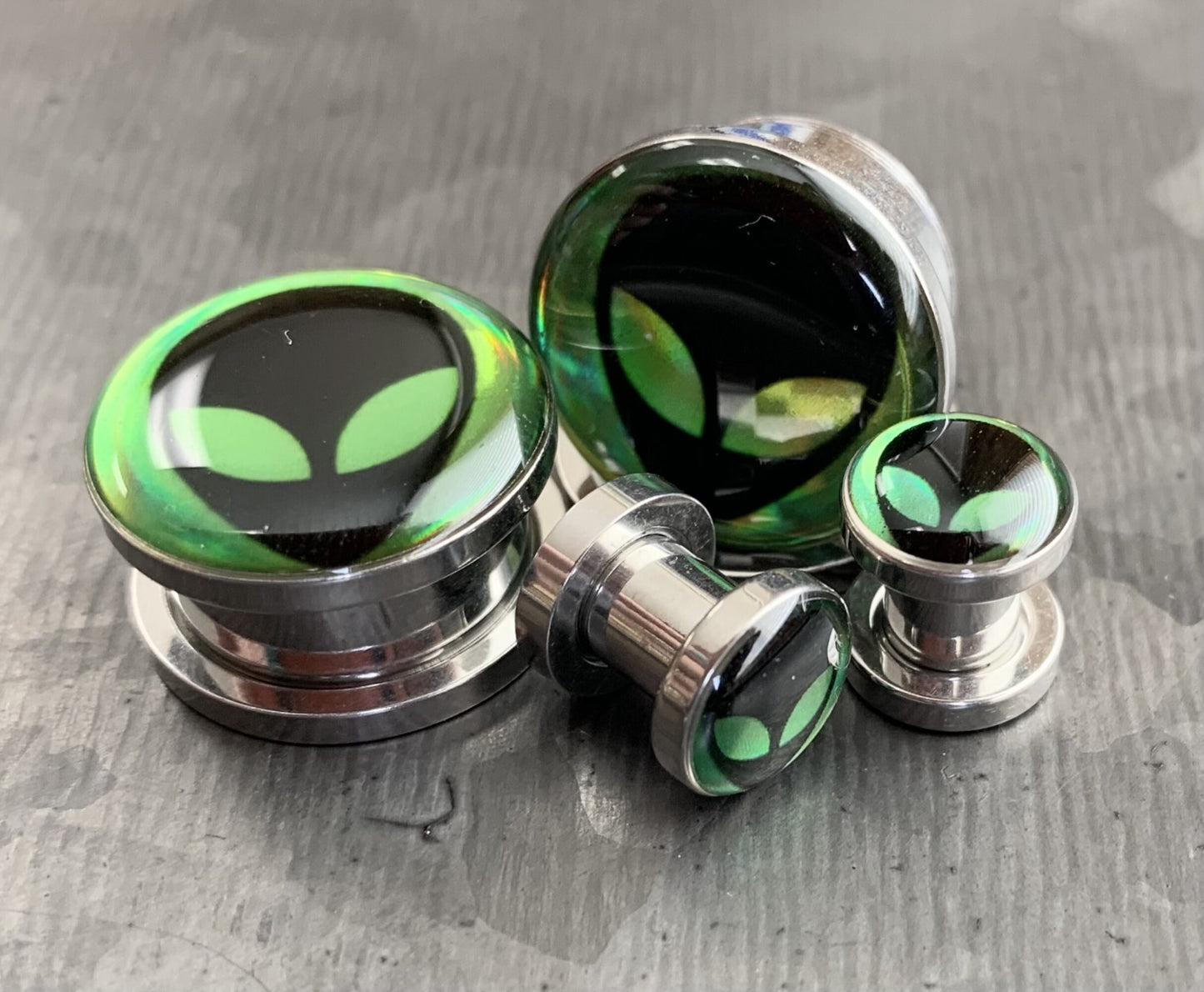 PAIR of Unique Hologram Alien Screw Fit Surgical Steel Tunnels/Plugs - Gauges 2g (6mm) thru 5/8" (16mm) available!