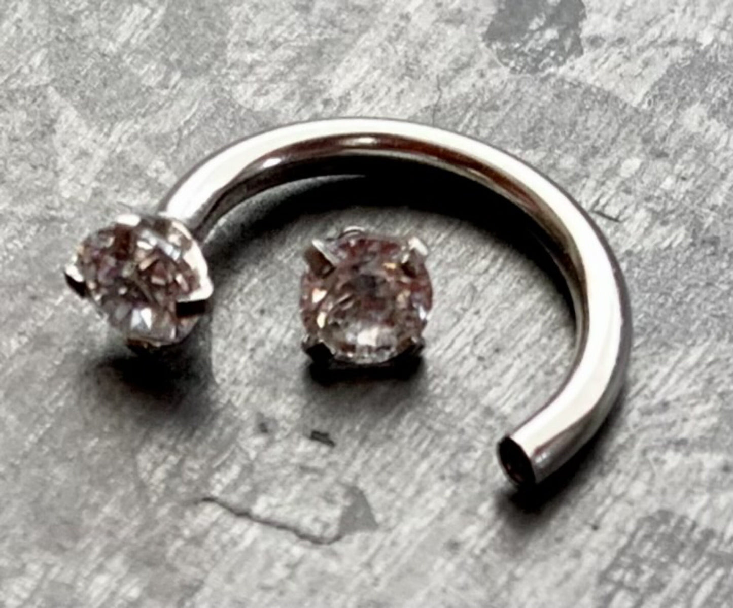 1pc Beautiful Internally Threaded Prong Set Gems Circular Horseshoe Barbell - 16g Septum, Helix Ring - You Choose Your Color!