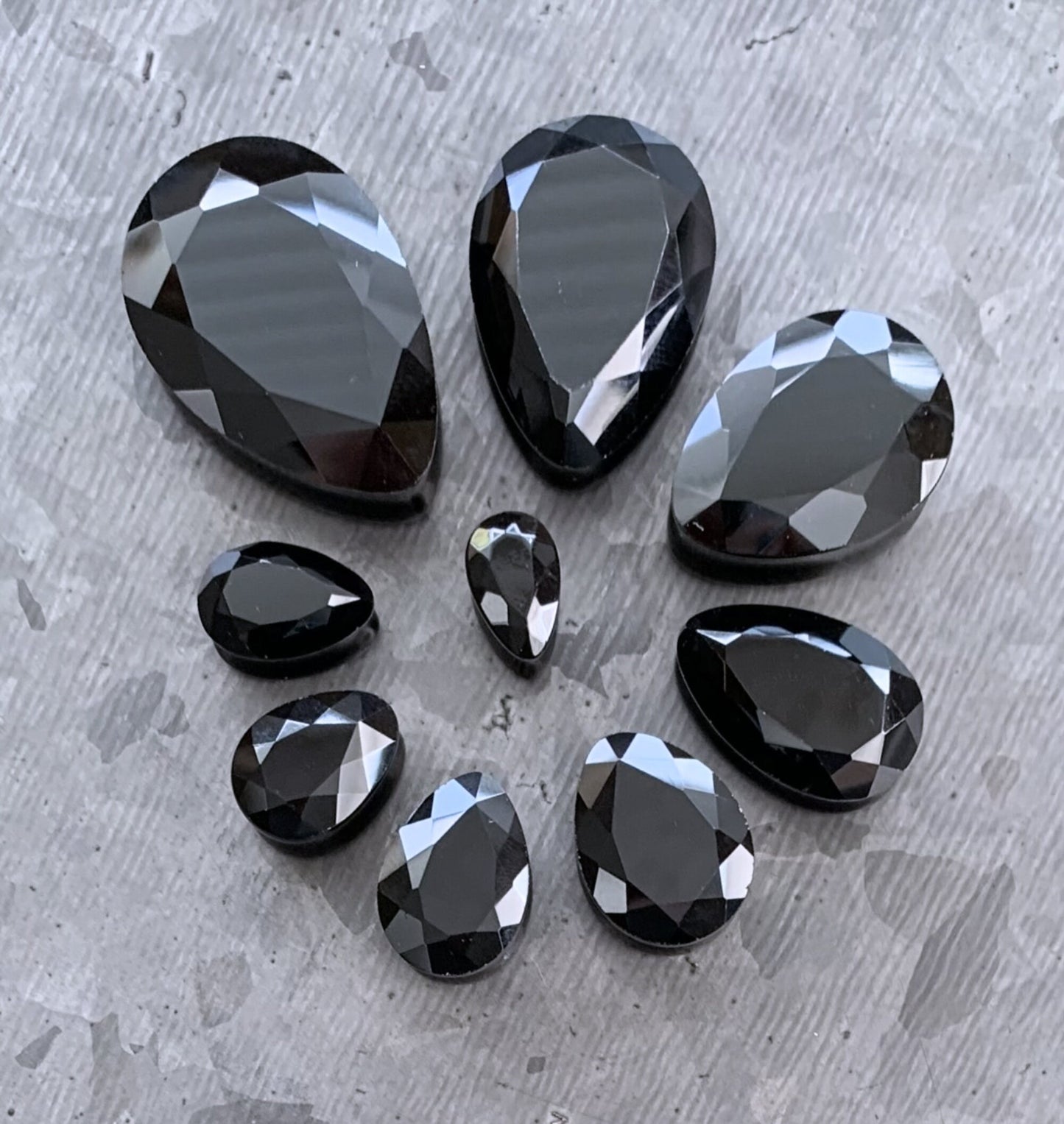 PAIR of Unique Faceted Black Glass Teardrop / Tear Drop Double Flare Plugs - Gauges 0g (8mm) up to 1" (25mm) available!