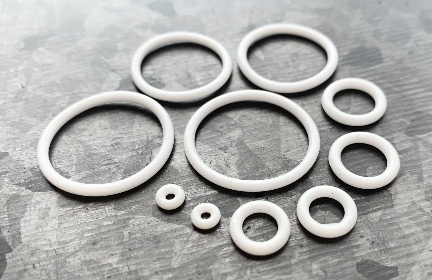 10 pack of White Replacement O-Rings Bands for Plugs or Tunnels - 13 more colors available!